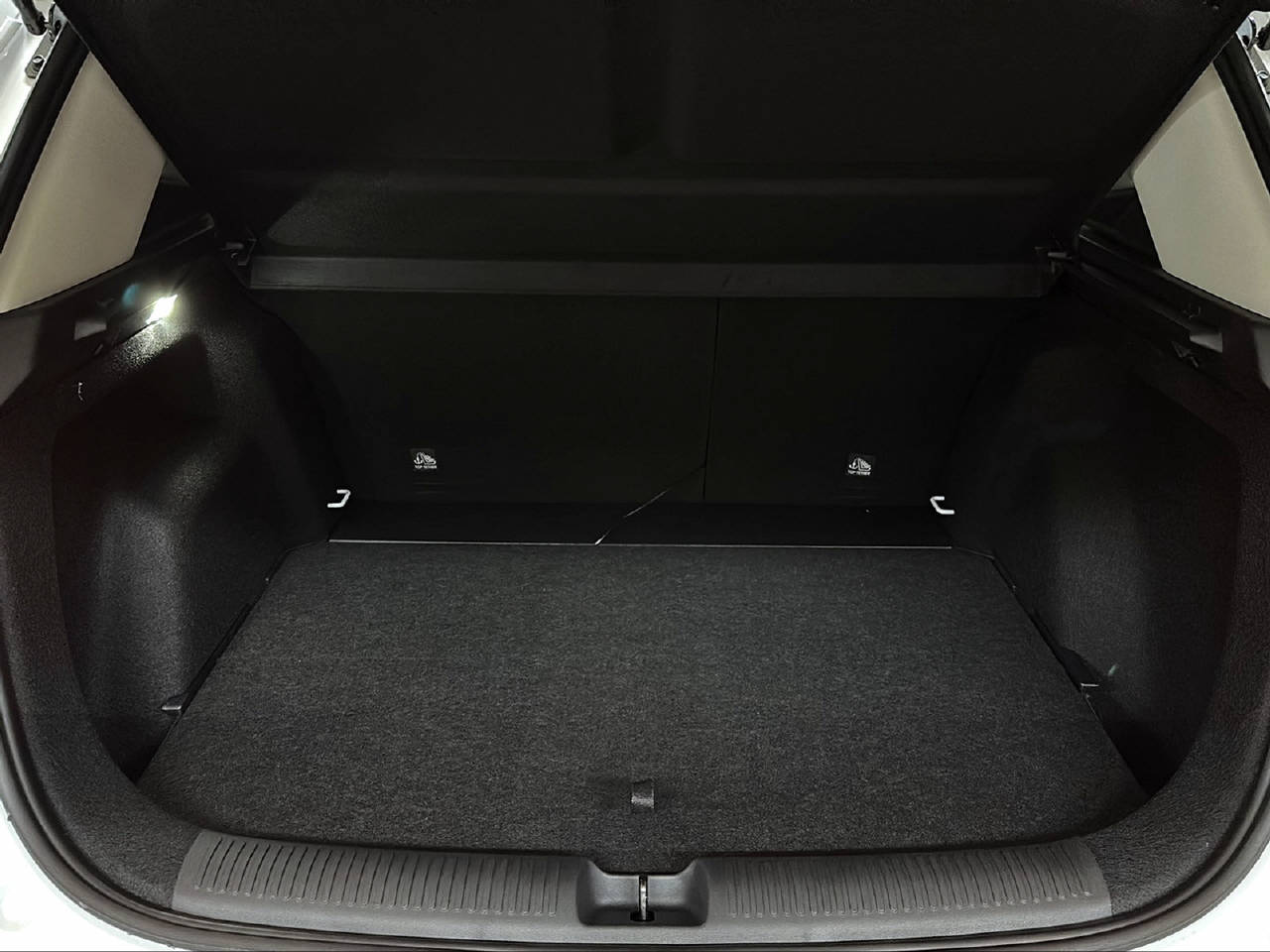 MG ZS 1.5 Hybrid+ Luxury - 14