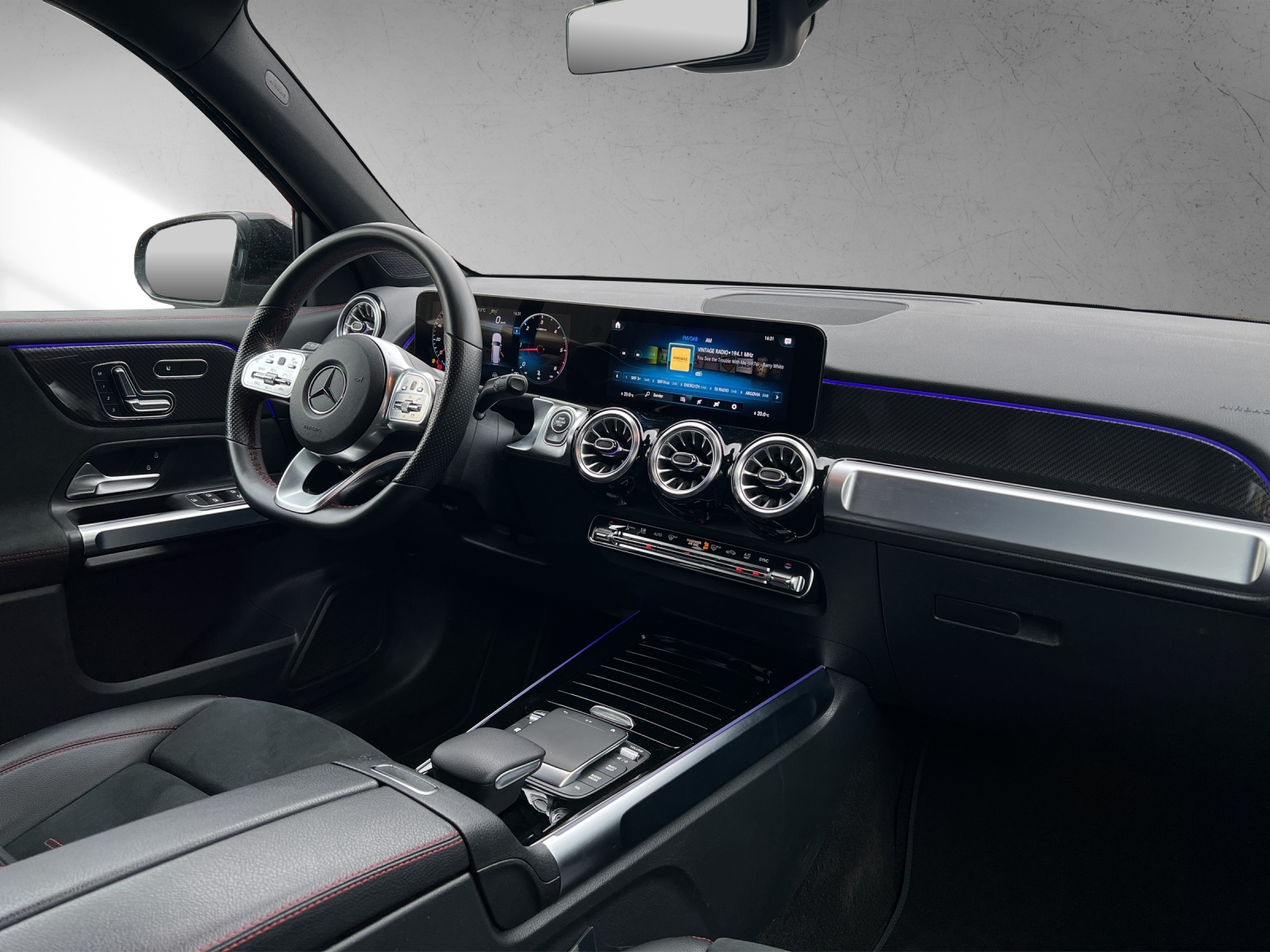 MERCEDES-BENZ GLB 220 d AMG Line 4 MAT. - 14