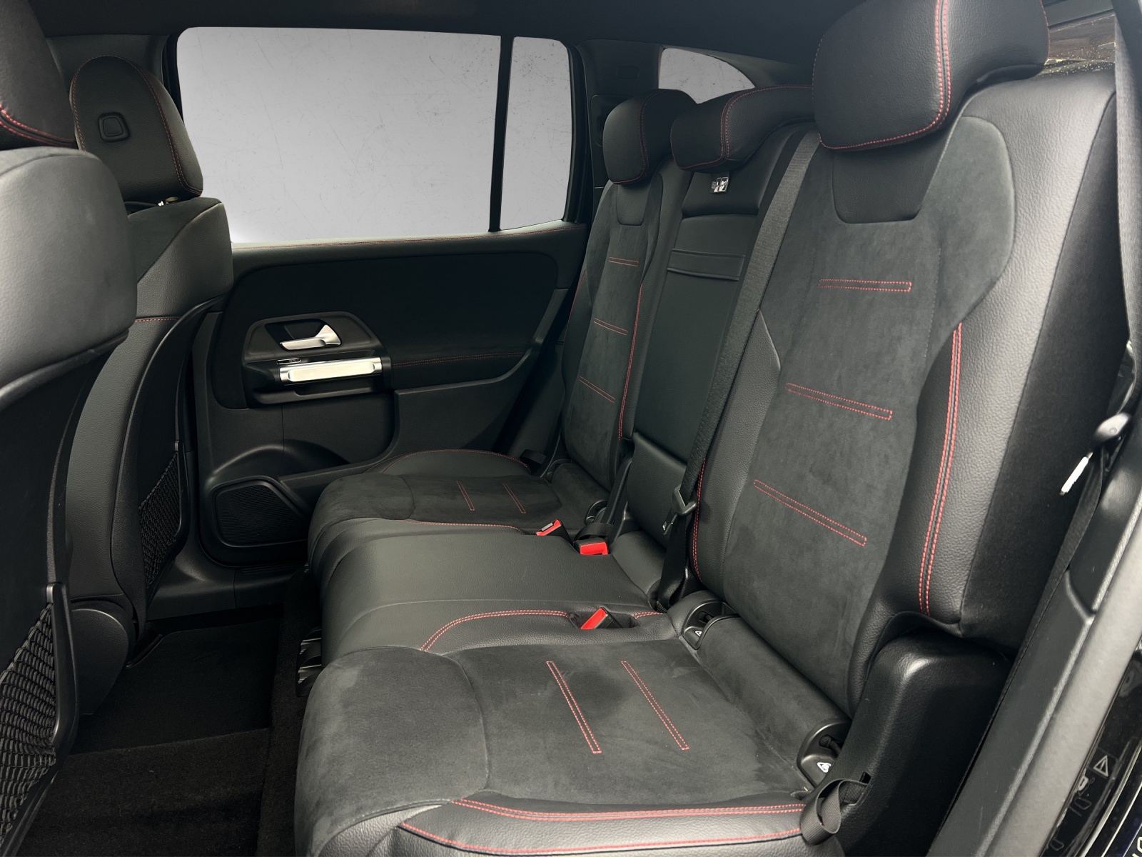 MERCEDES-BENZ GLB 220 d AMG Line 4 MAT. - 15