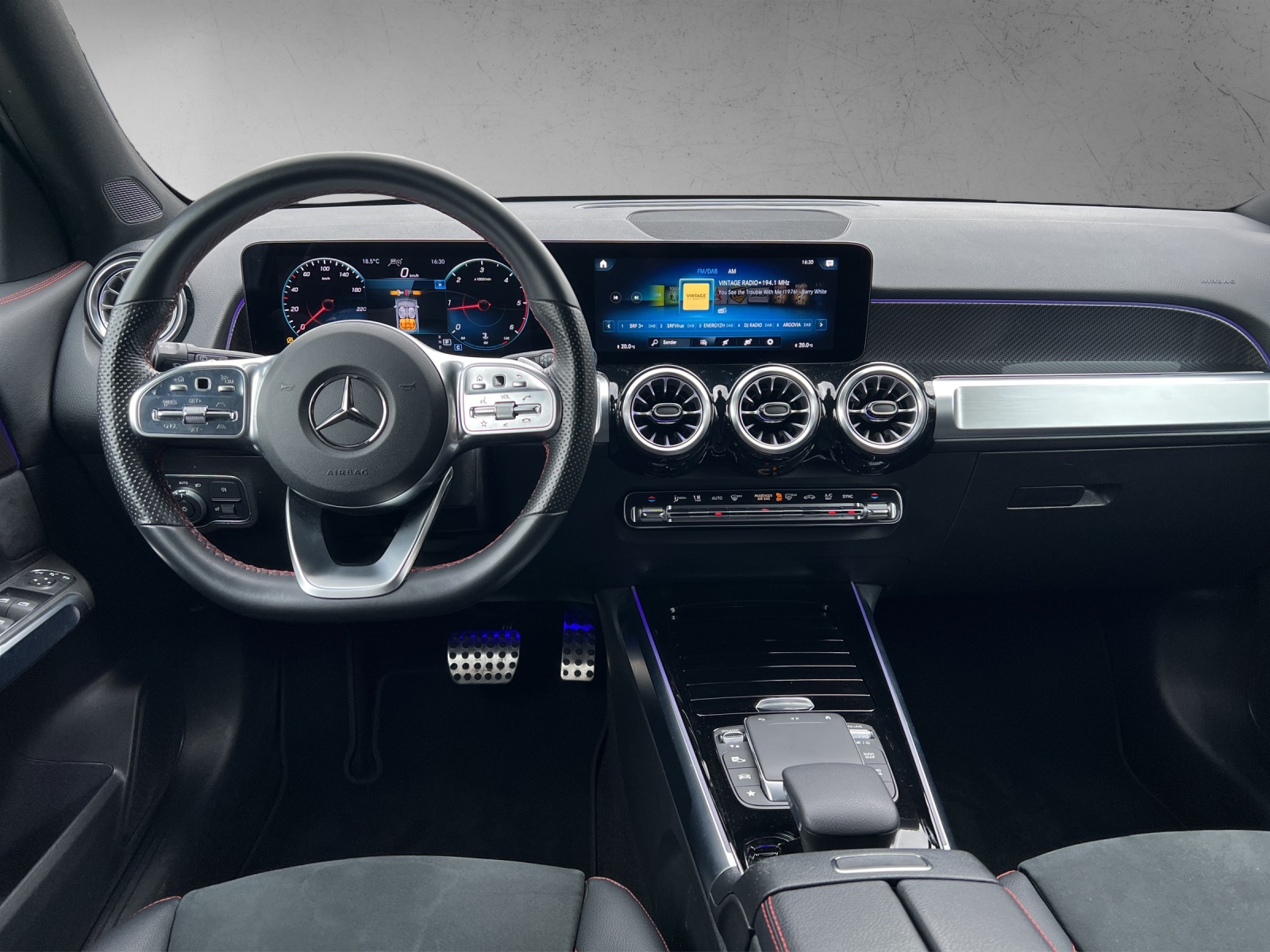 MERCEDES-BENZ GLB 220 d AMG Line 4 MAT. - 8