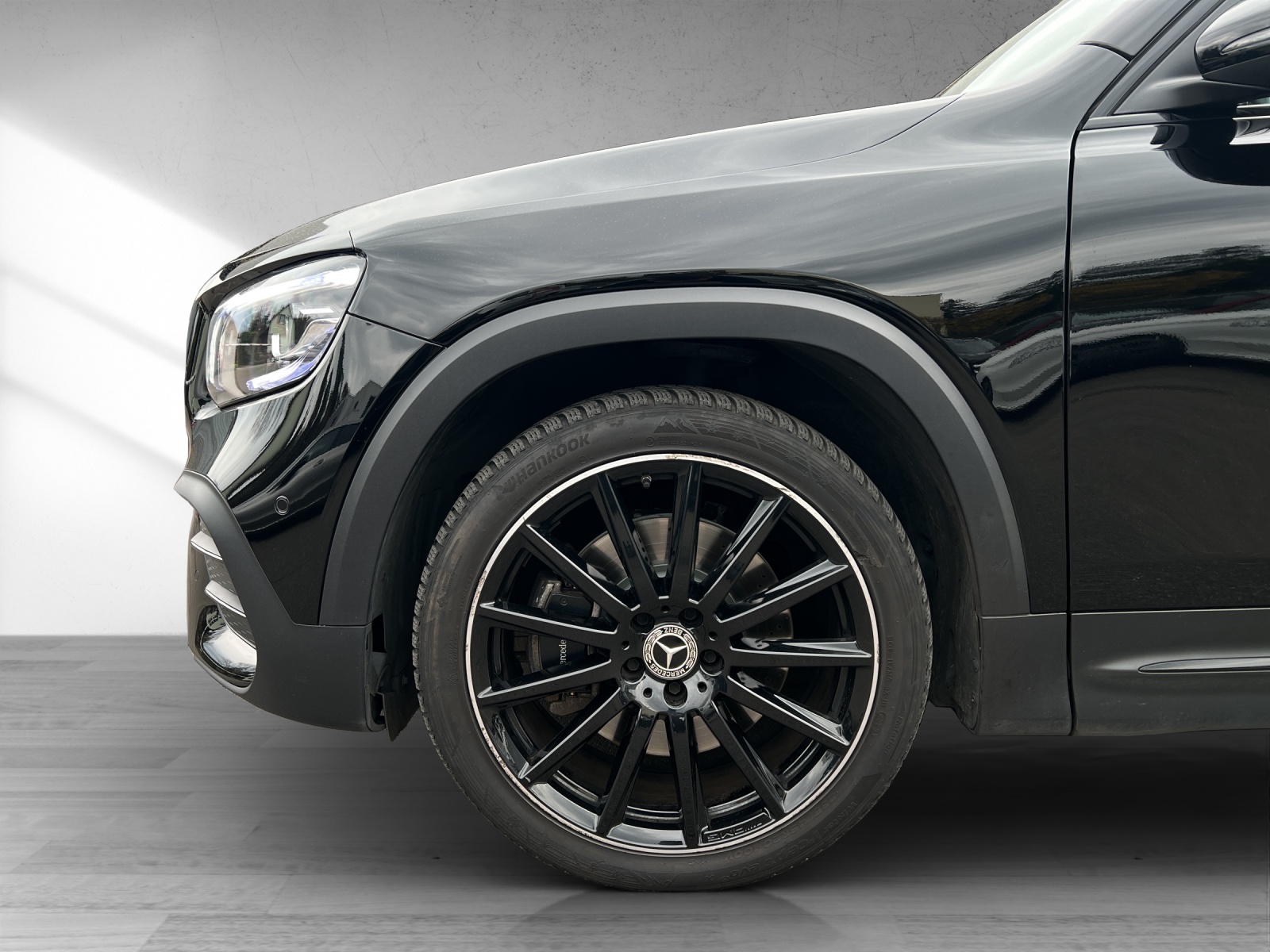 MERCEDES-BENZ GLB 220 d AMG Line 4 MAT. - 17