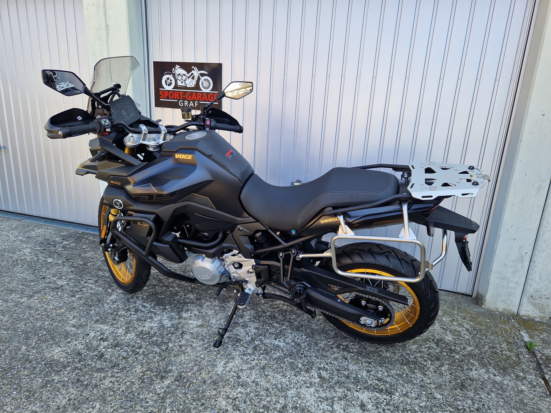 VOGE Black Knight - 4