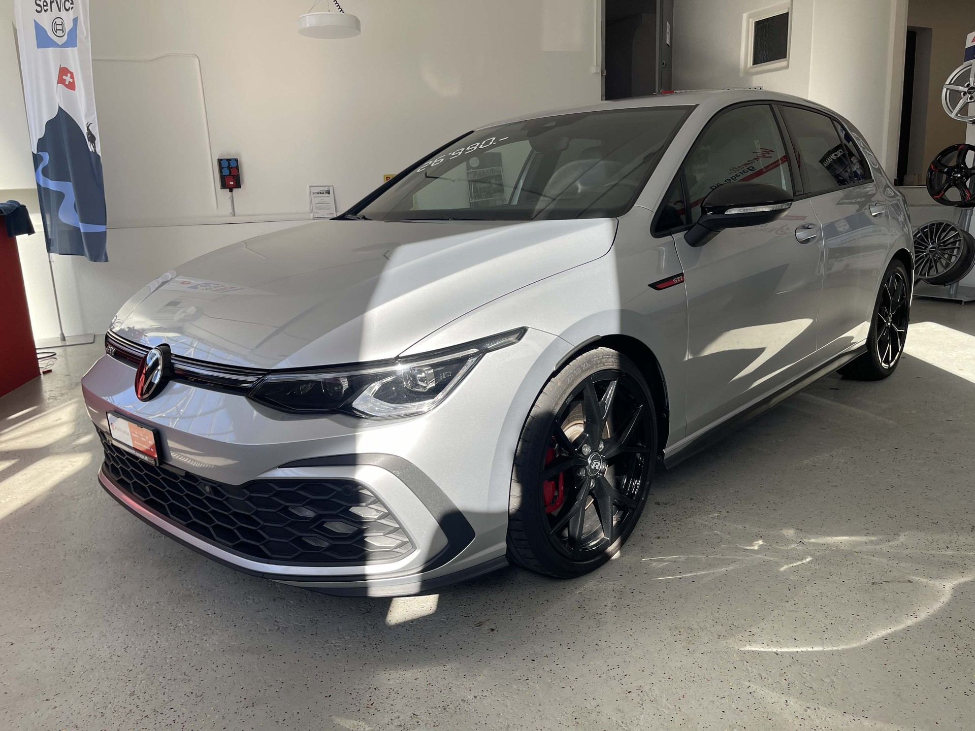 VW Golf VIII 2.0 TSI GTI DSG - 3