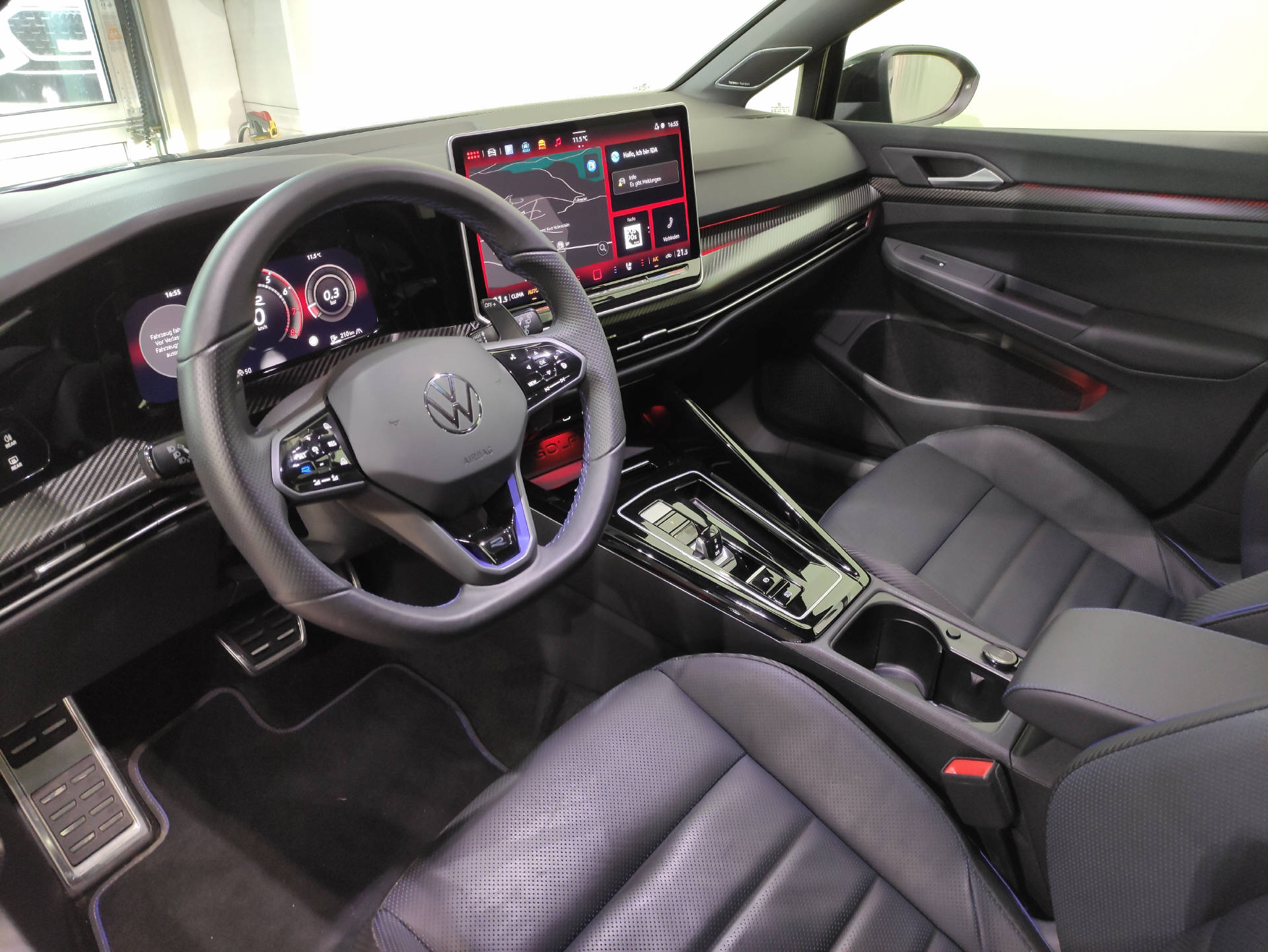 VW Golf VIII 2.0 TSI R Black Edition DSG 4motion - 4
