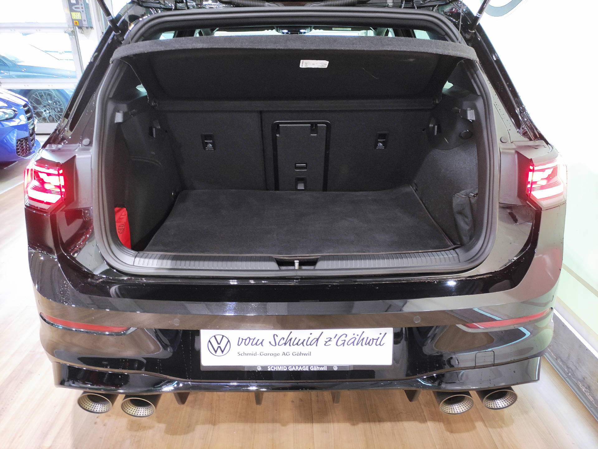 VW Golf VIII 2.0 TSI R Black Edition DSG 4motion - 14