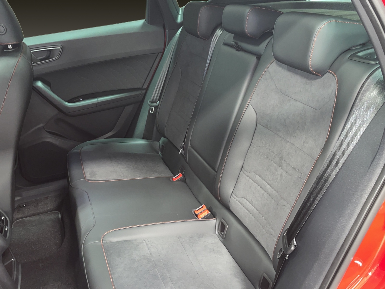 SEAT Ateca 2.0 TDI Hola FR 4Drive DSG - 12