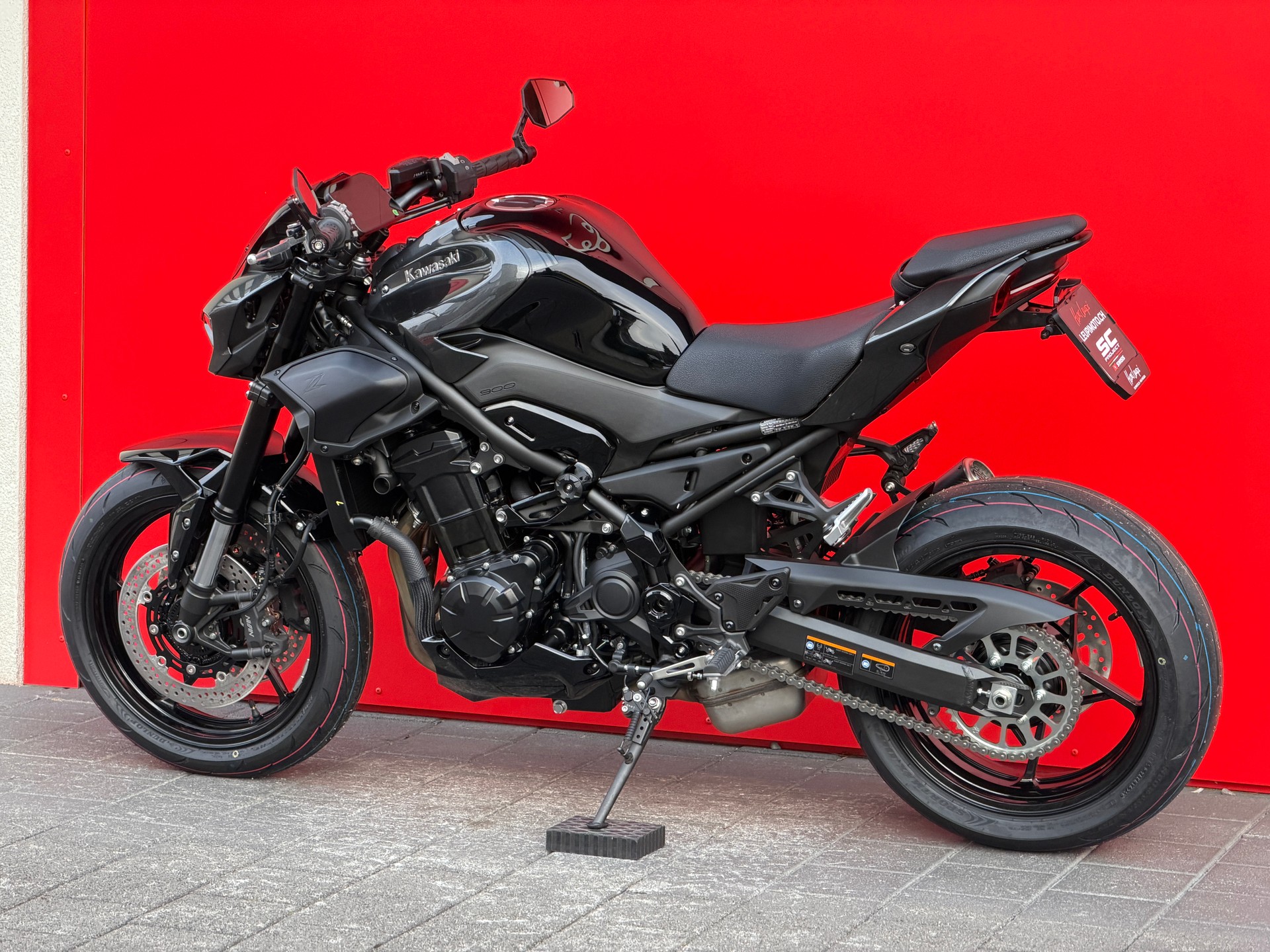 KAWASAKI Z 900 - 15