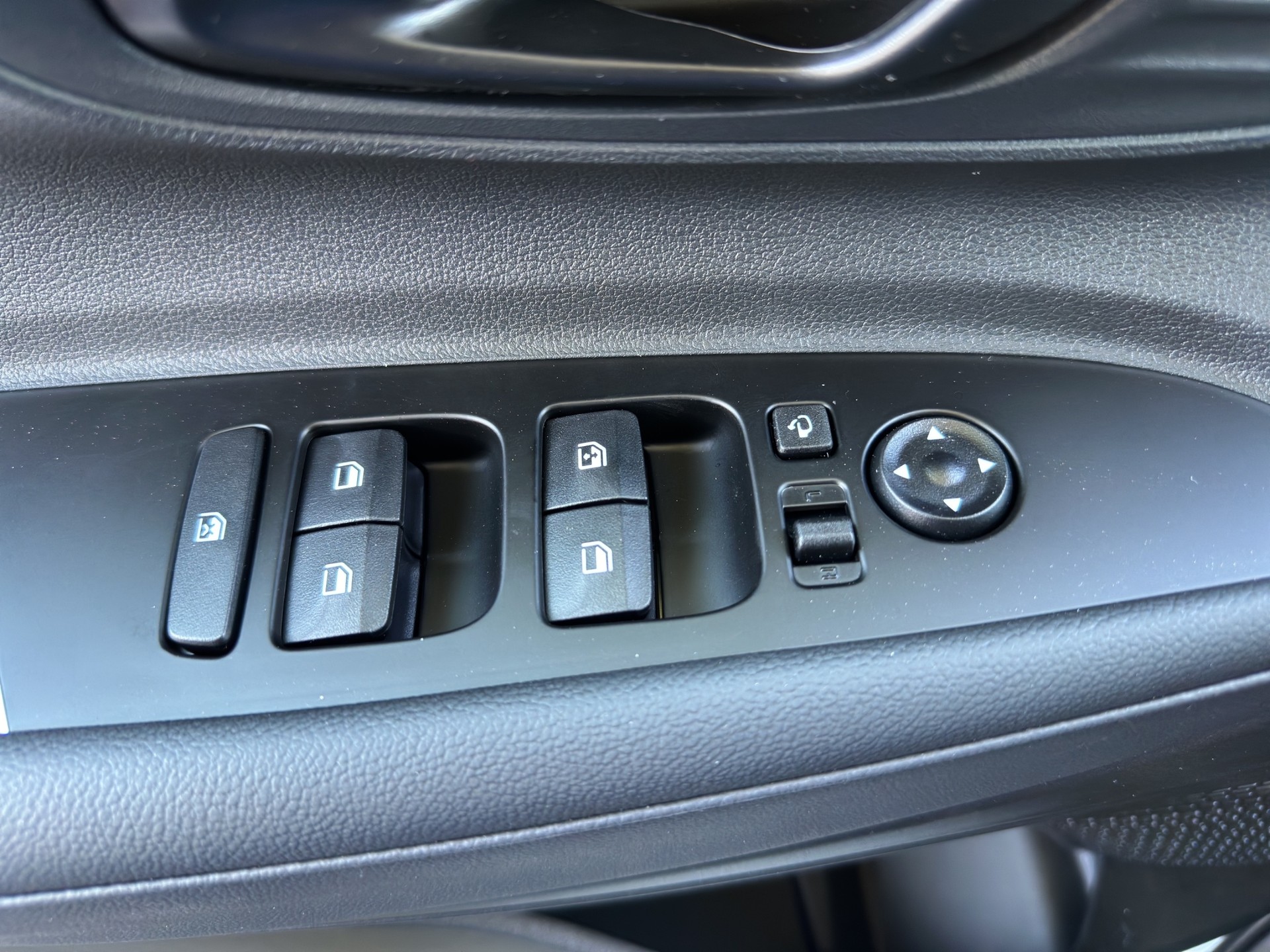 HYUNDAI i20 1.0 T-GDi Amplia DCT - 16