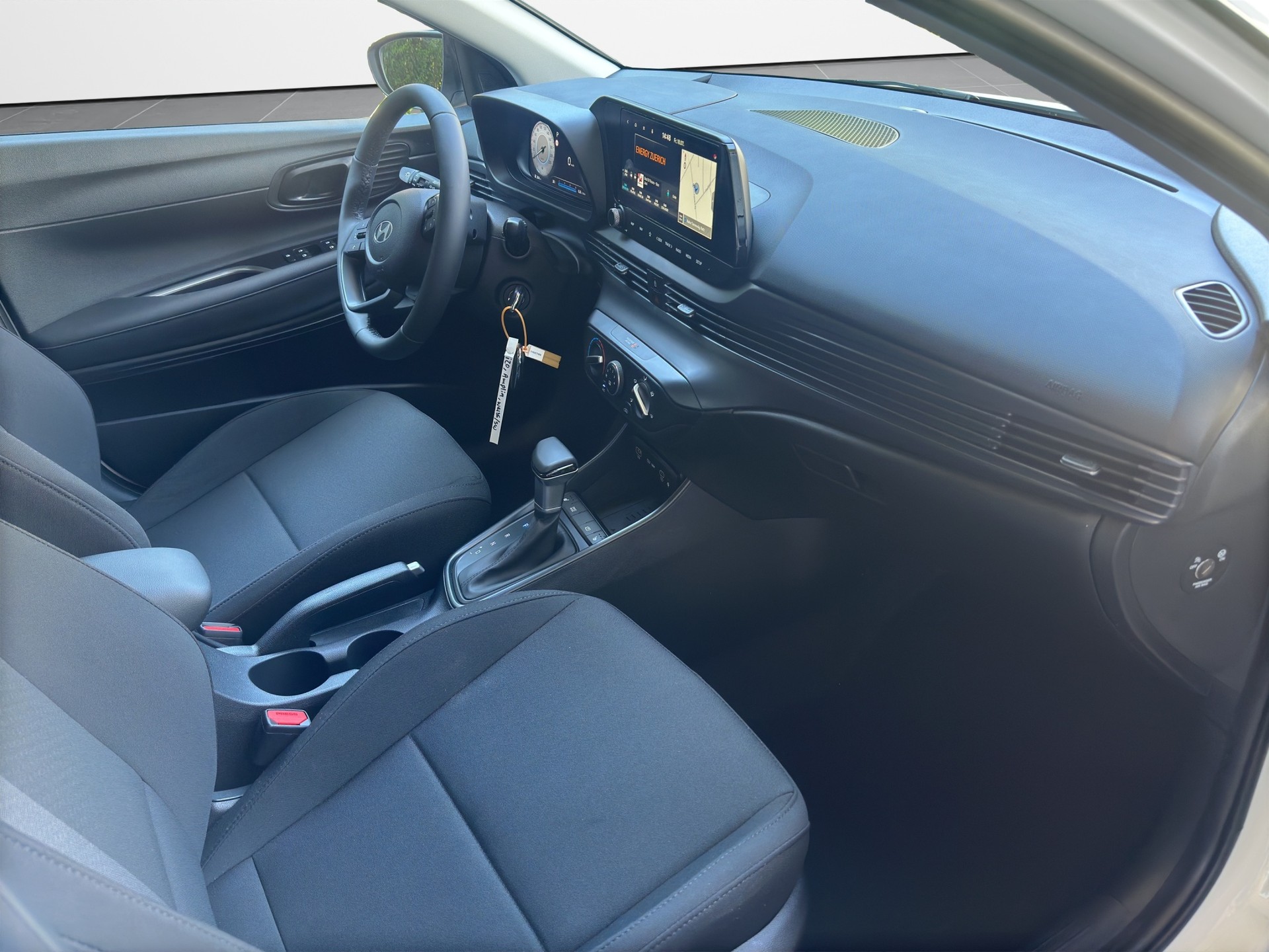 HYUNDAI i20 1.0 T-GDi Amplia DCT - 24