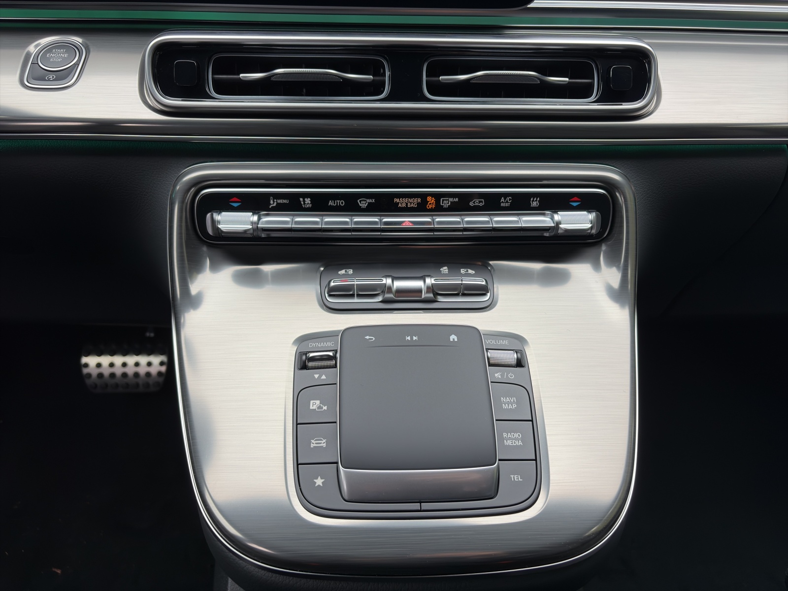 MERCEDES-BENZ V 300 d lang 4Matic Swiss Edition 9G-Tronic - 14