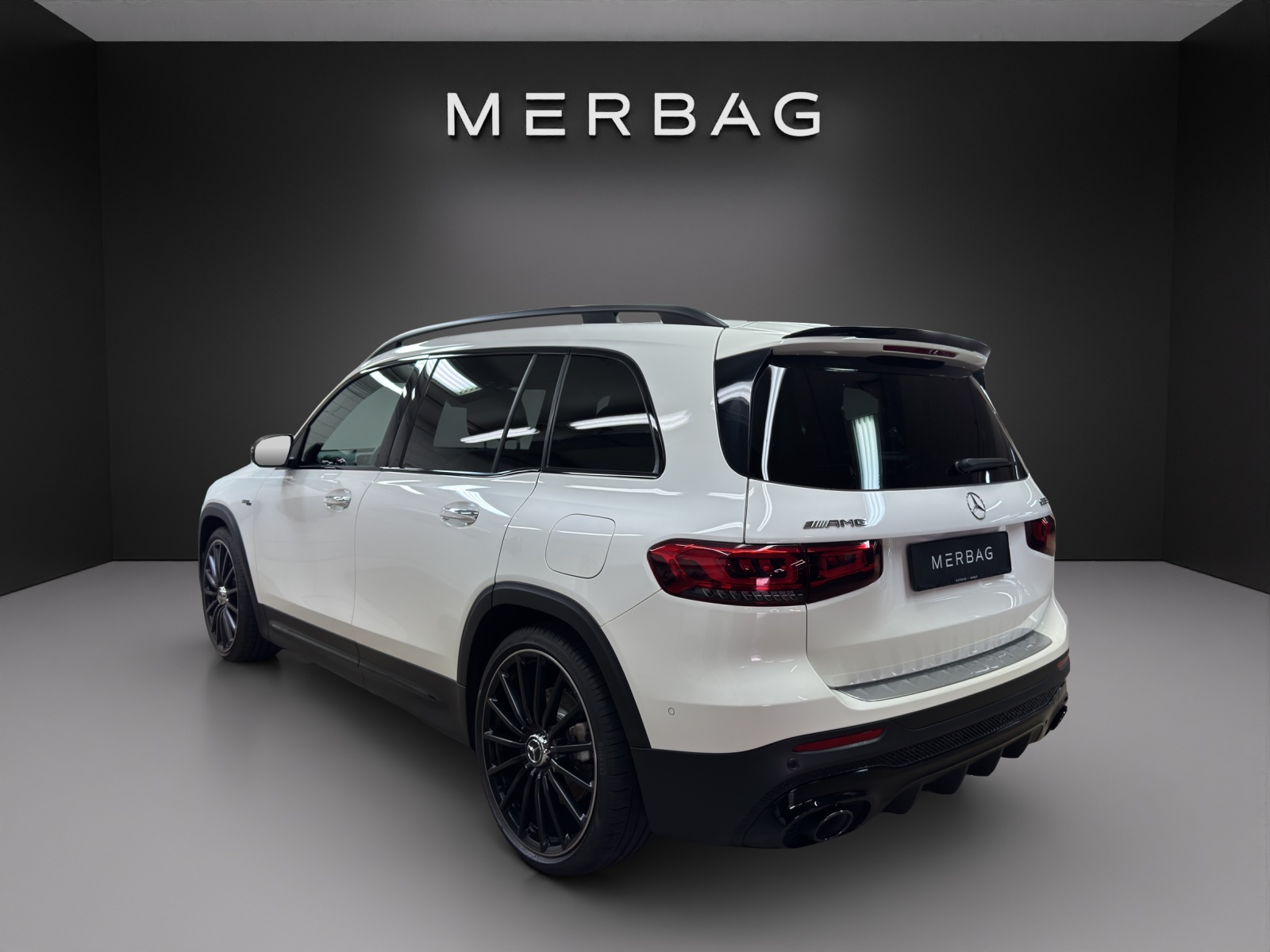 MERCEDES-BENZ GLB 35 AMG 4 MATIC - 3
