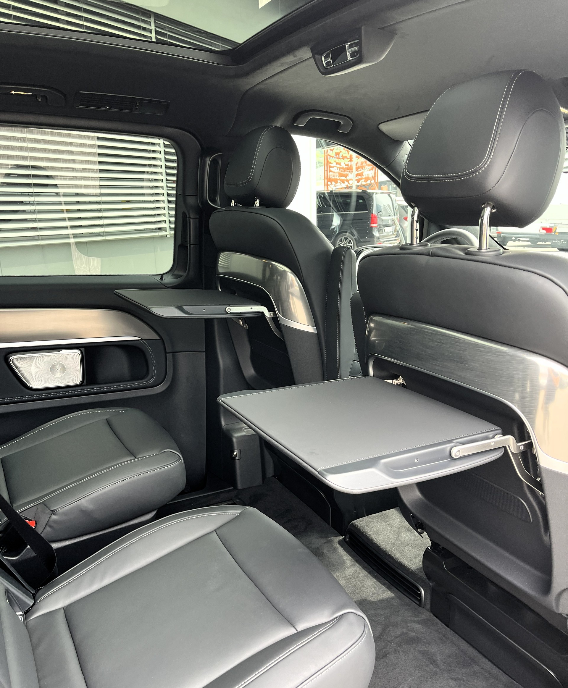 MERCEDES-BENZ V 300 d lang 4Matic Swiss Edition 9G-Tronic - 17