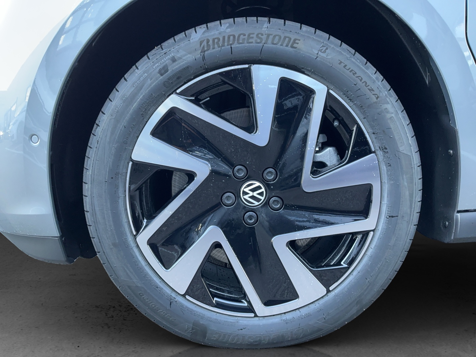 VW ID.Buzz NWB Pro 4 Motion - 13