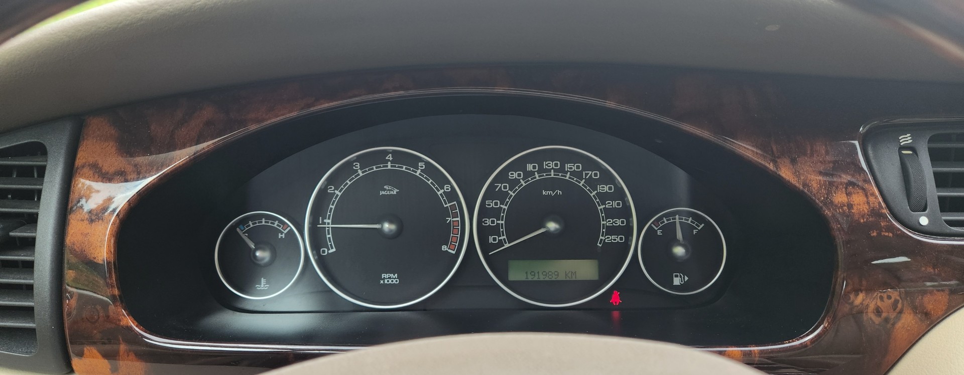 JAGUAR X-Type 3.0 V6 Traction4 Sovereign - 9