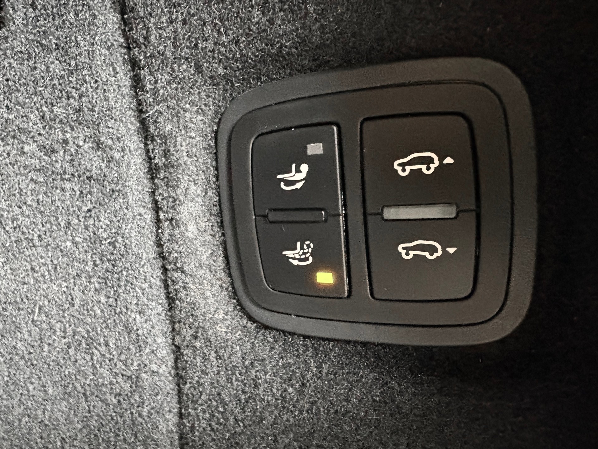 PORSCHE Cayenne GTS "ALL BLACK" - 13