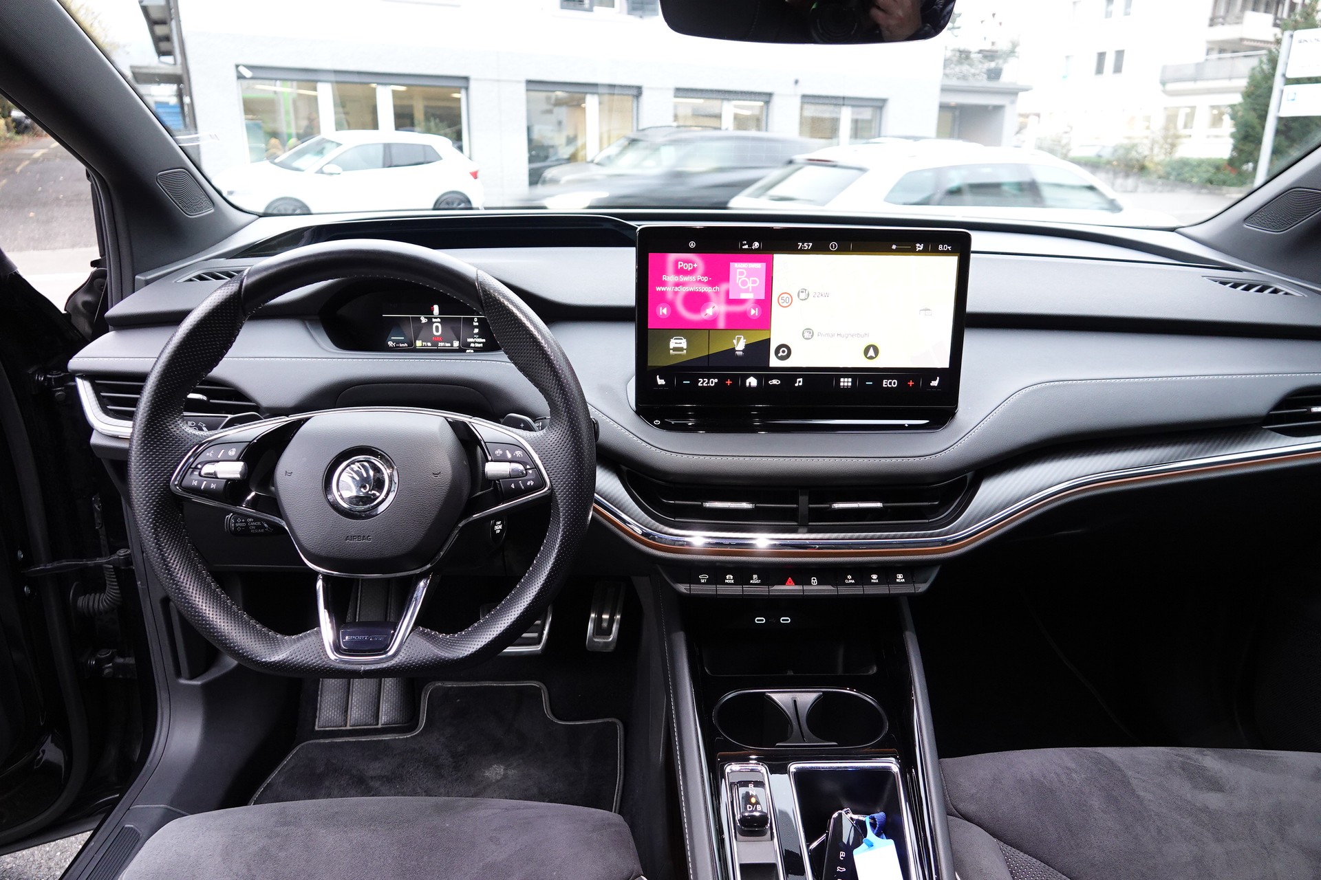 SKODA Enyaq 80 SportLine - 10