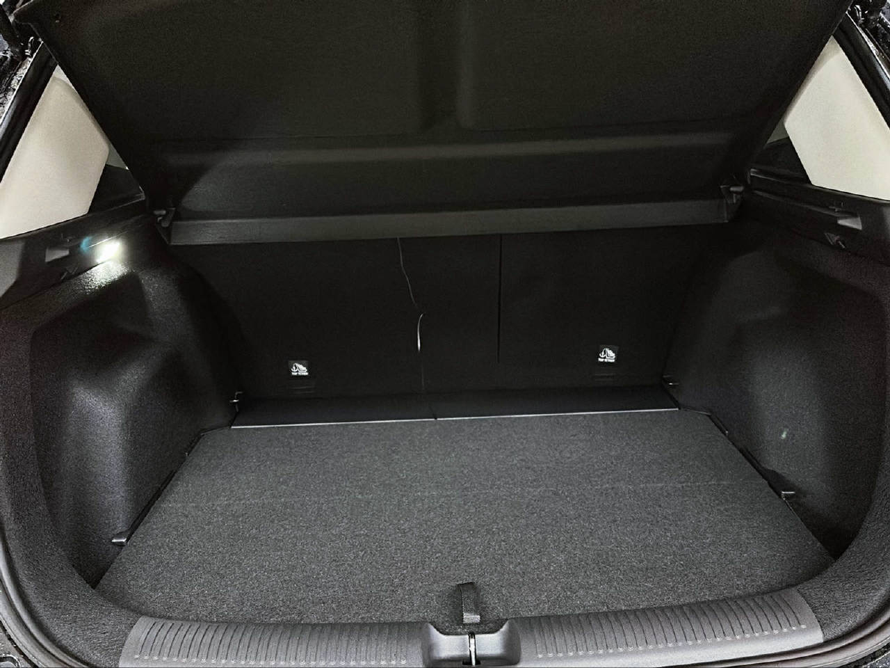 MG ZS 1.5 Hybrid+ Luxury - 14