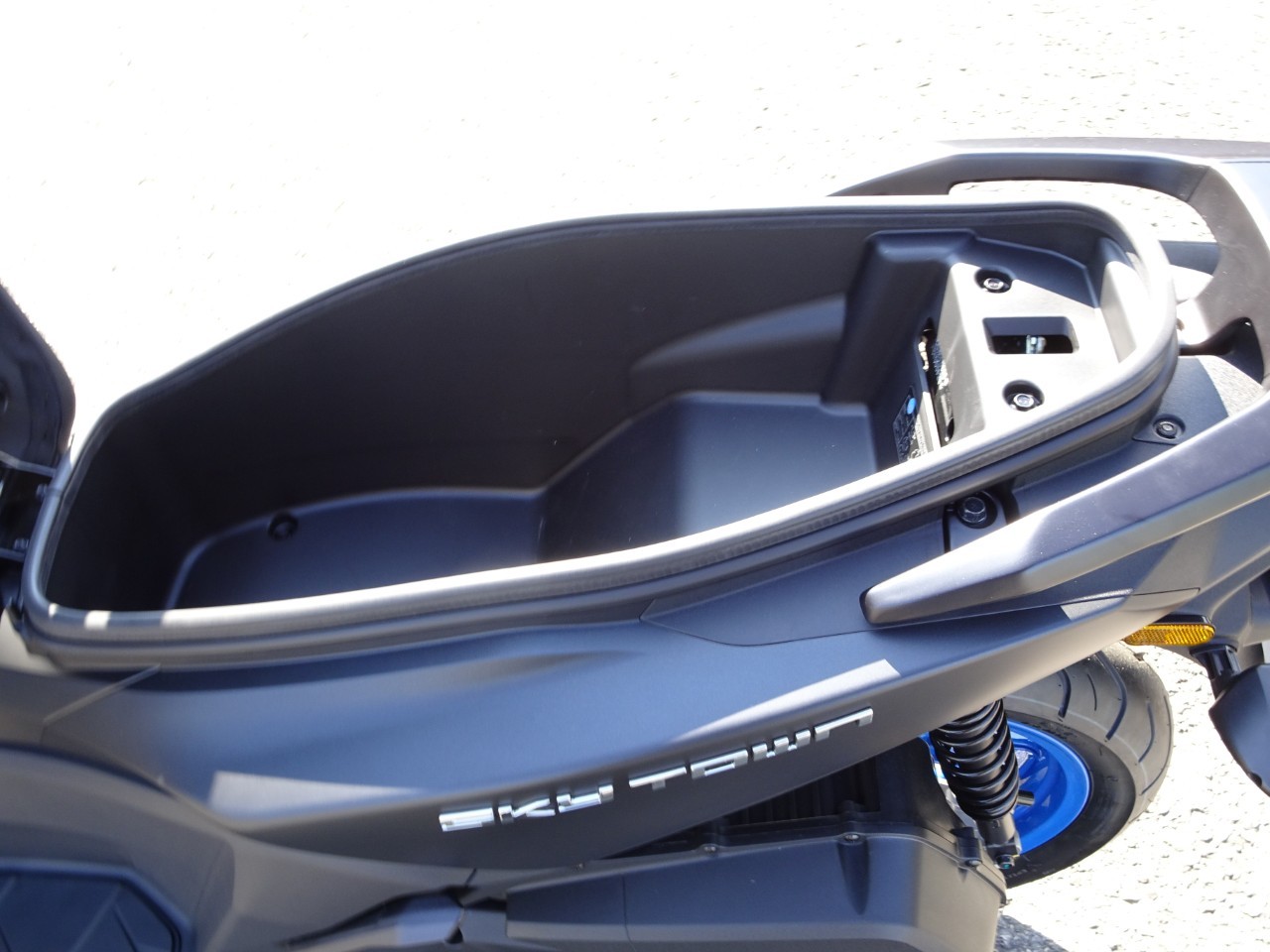 KYMCO Sky Town 125 Color - 6