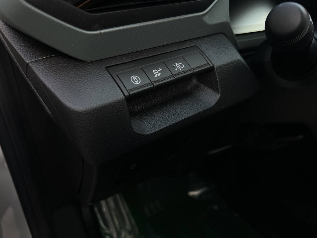DACIA Duster 1.2 Hybrid Extreme 4WD - 10