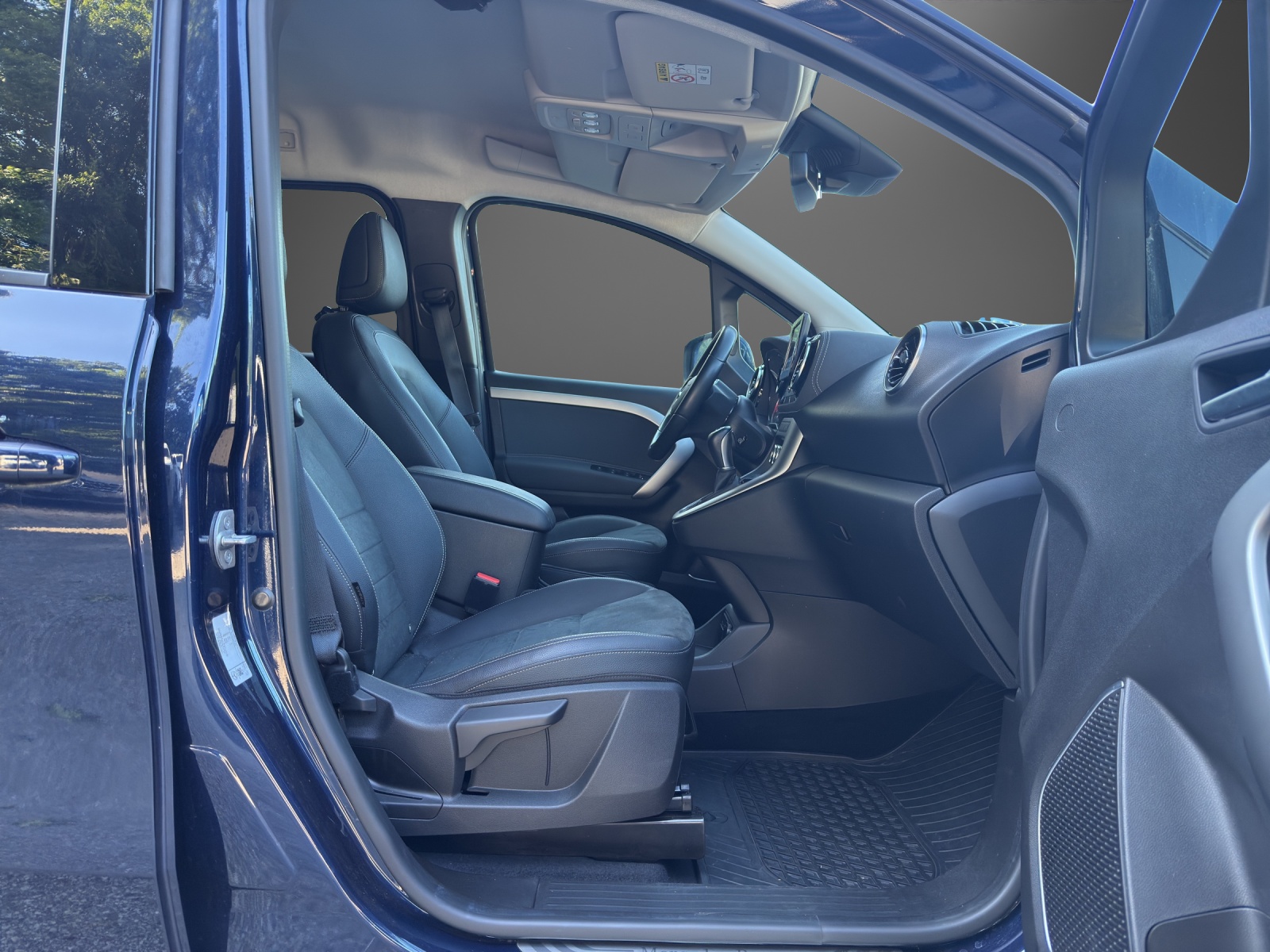 MERCEDES-BENZ T-Klasse 180D Style Automat - 10