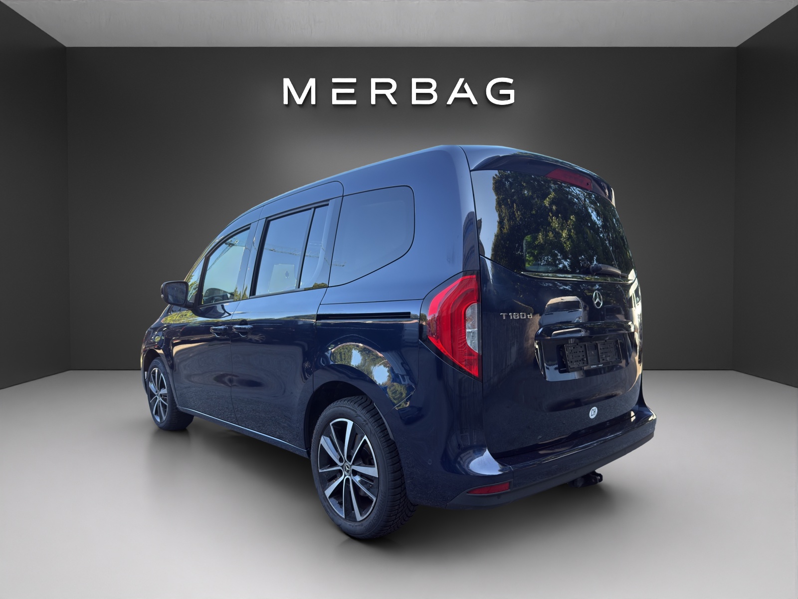 MERCEDES-BENZ T-Klasse 180D Style Automat - 5