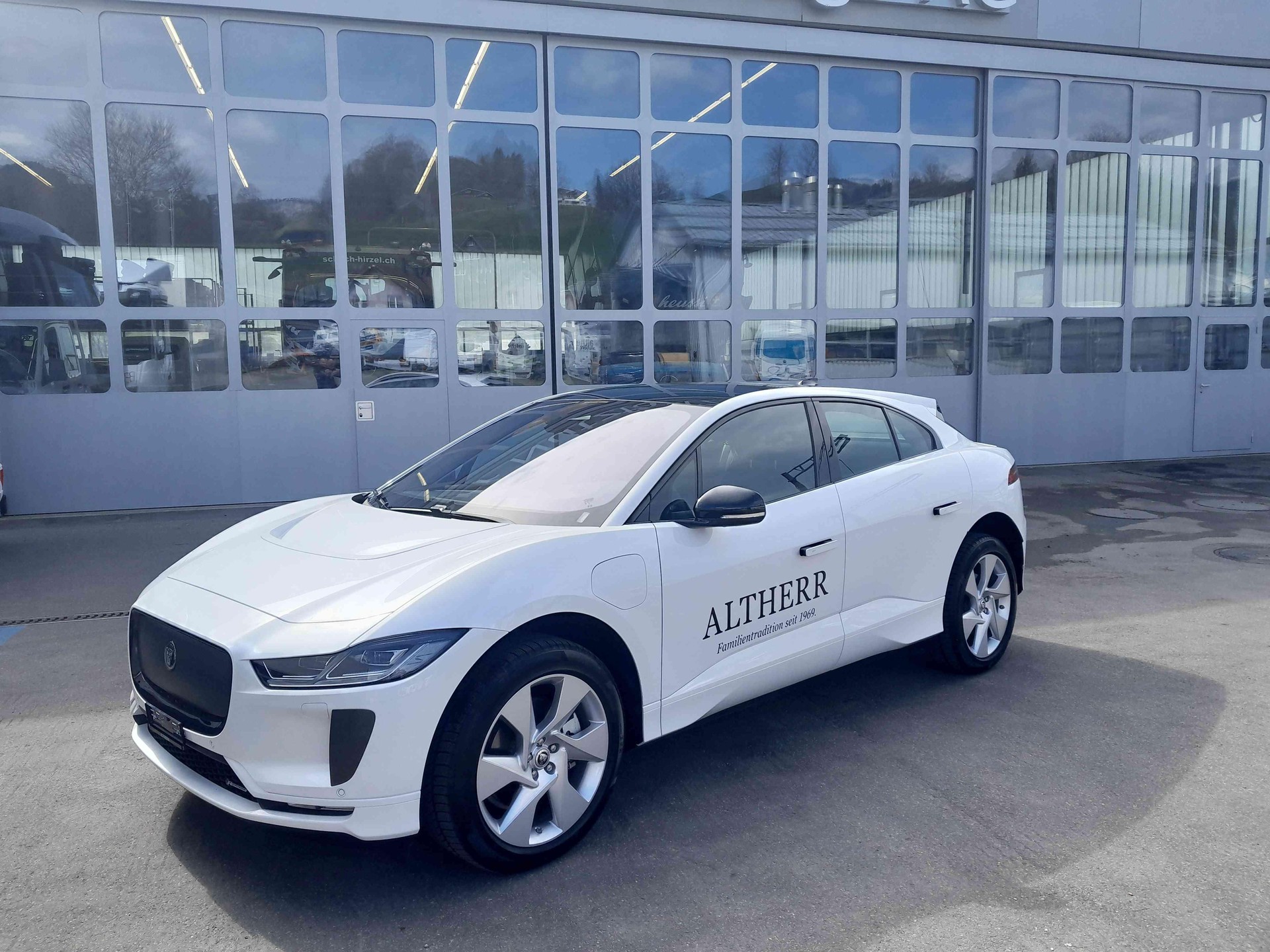 JAGUAR I-Pace EV400 R-Dynamic SE AWD