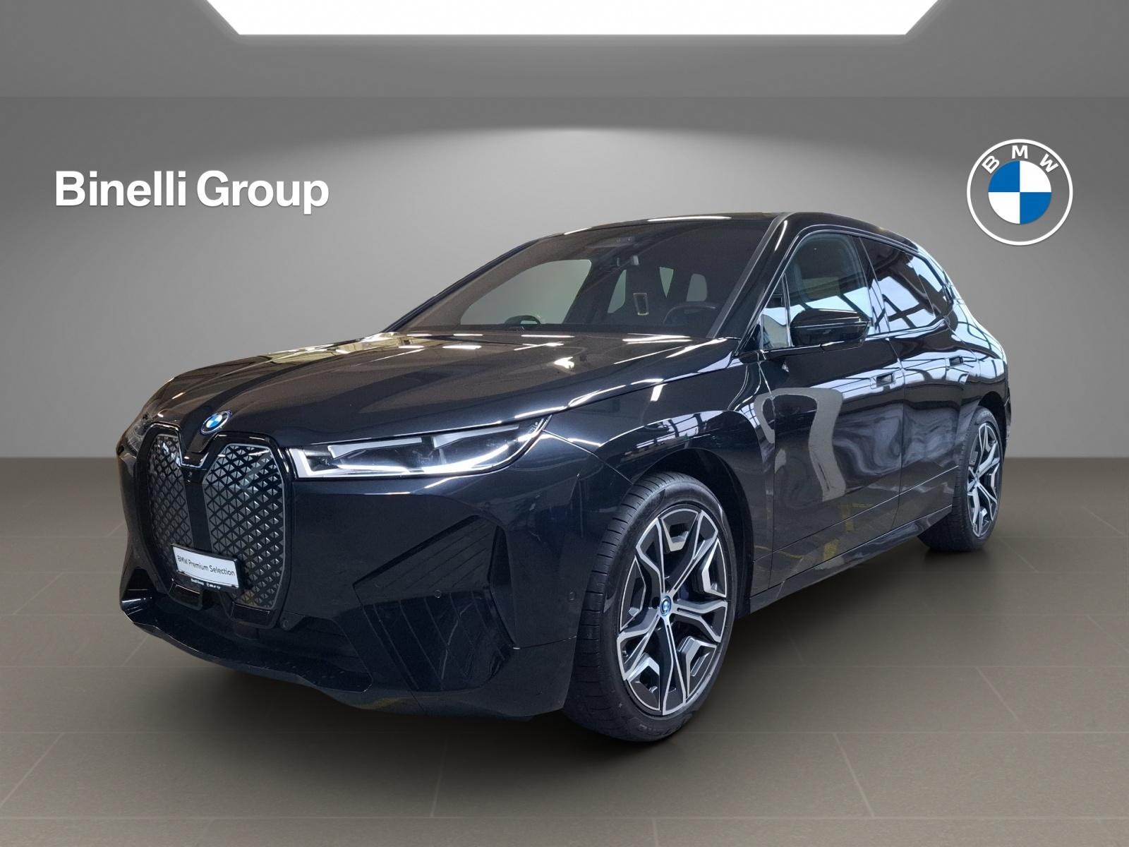 iX xDrive50