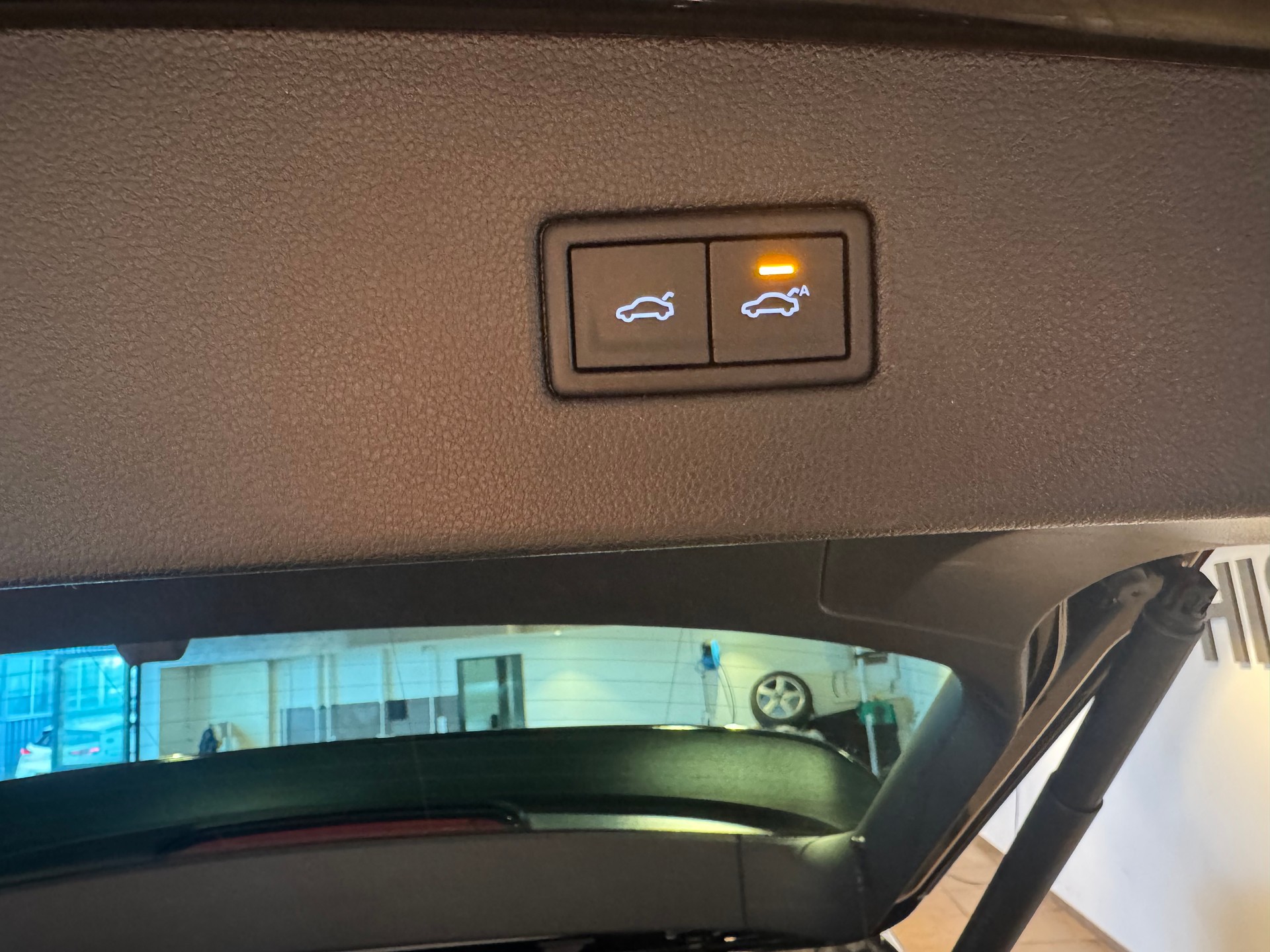 VW Tiguan 2.0 TDI SCR R-Line - 7