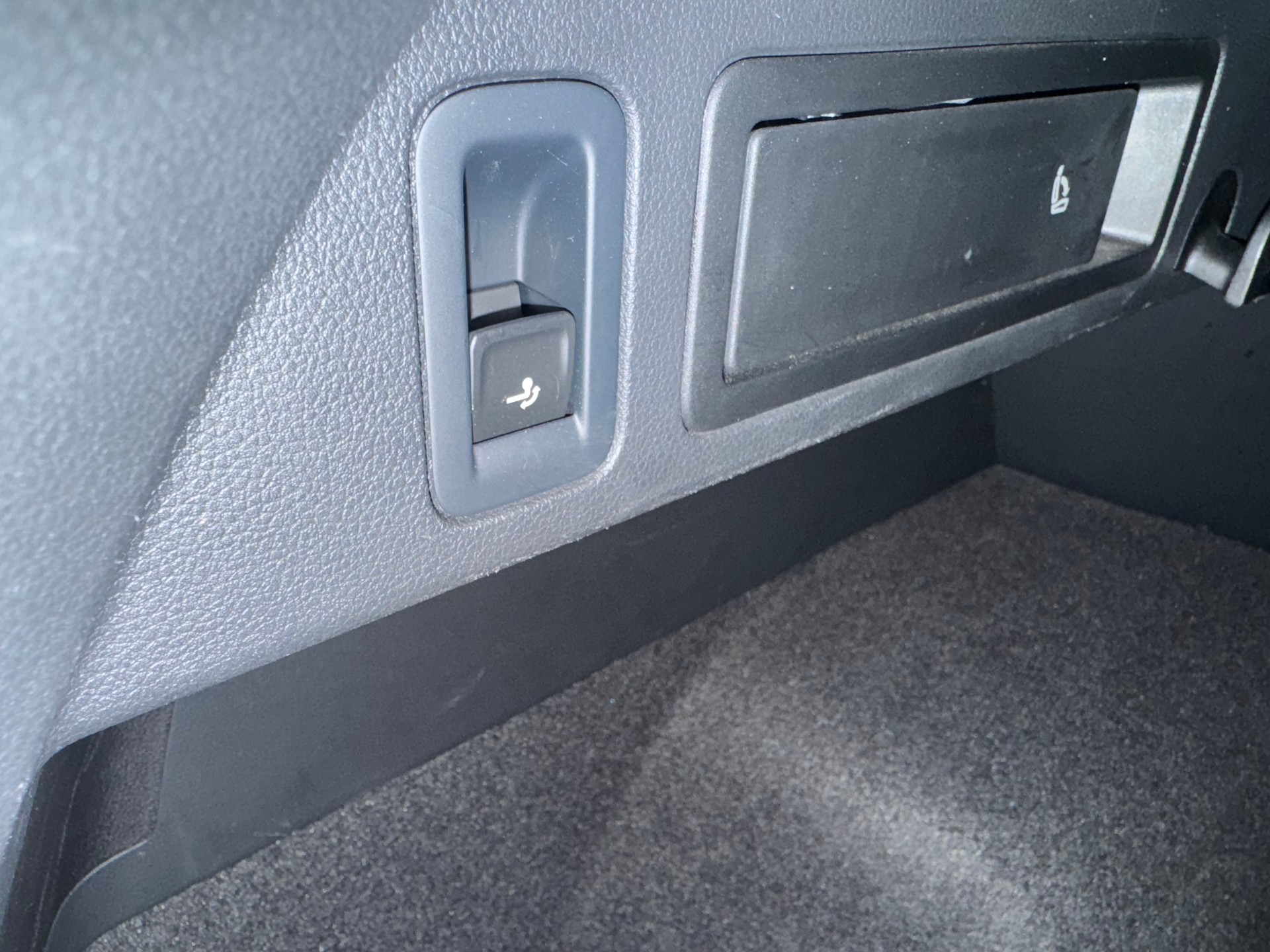 VW Tiguan 2.0 TDI SCR R-Line - 9