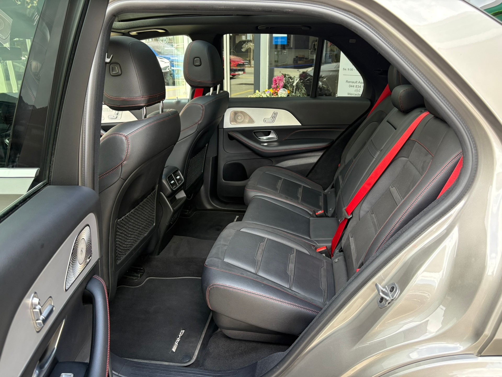 MERCEDES-BENZ GLE 53 AMG 4Matic+ - 10