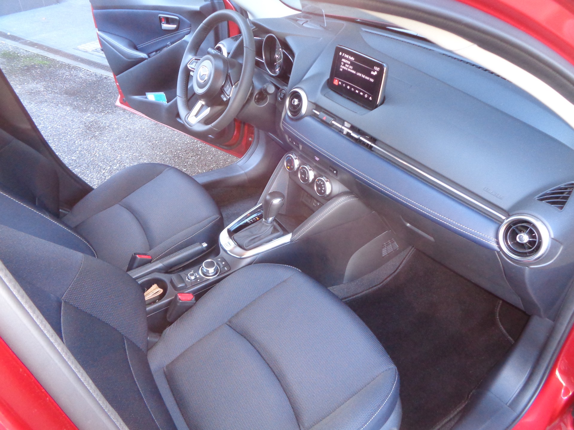 MAZDA 2 SKYACTIV-G 90 Revolution Automat - 9