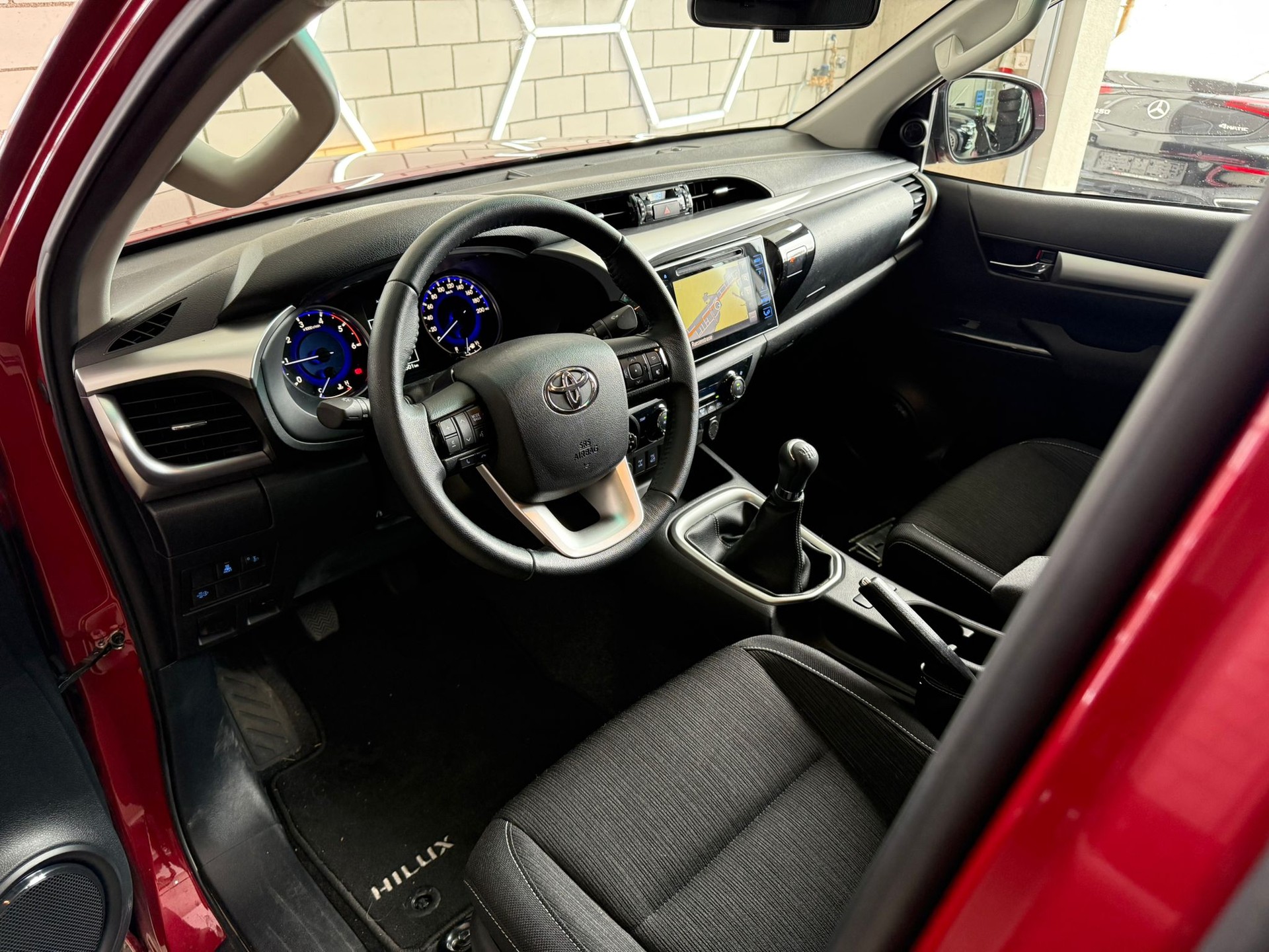 TOYOTA Hilux 2.4D-4D Luna Double Cab 4x4 - 7