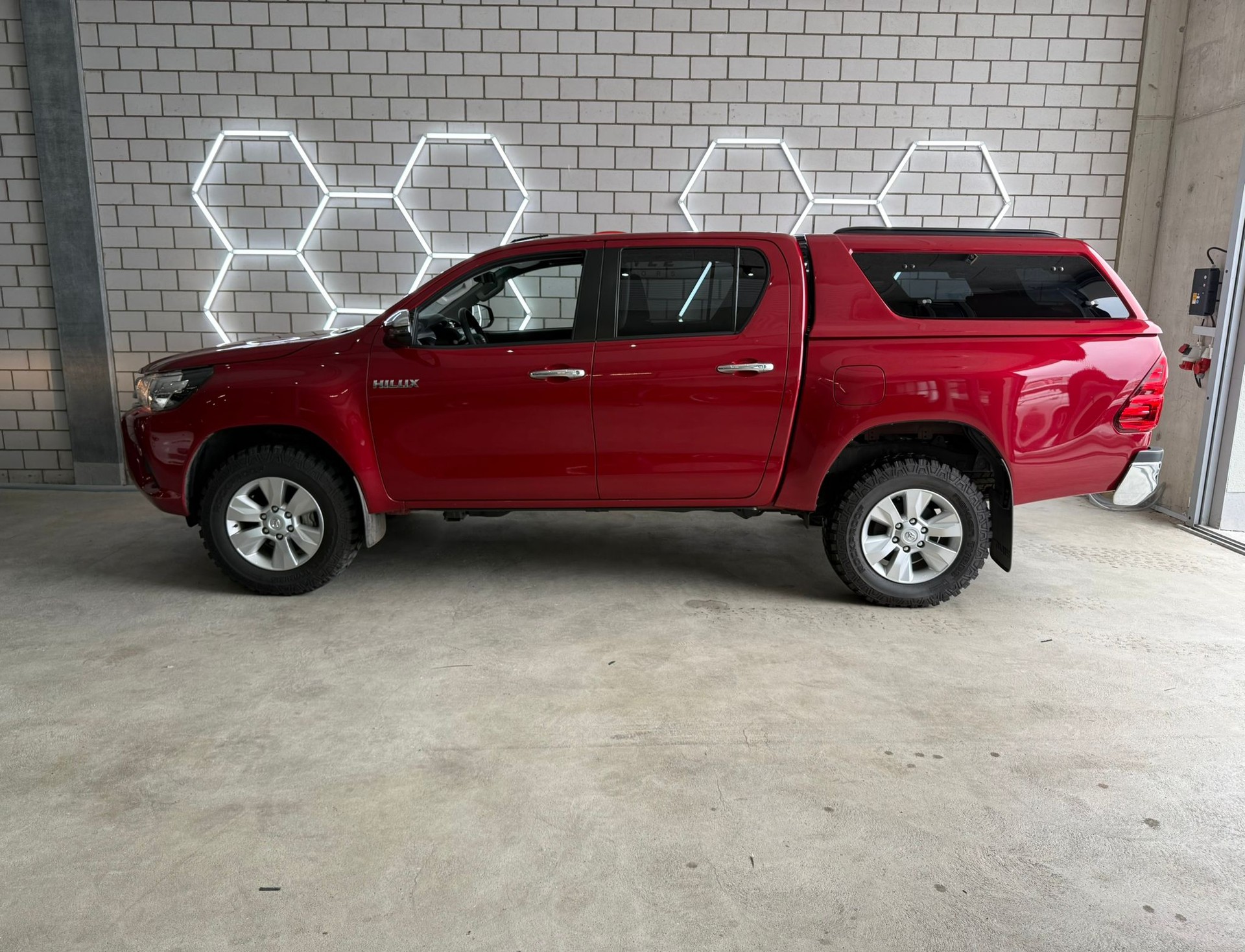 TOYOTA Hilux 2.4D-4D Luna Double Cab 4x4 - 2