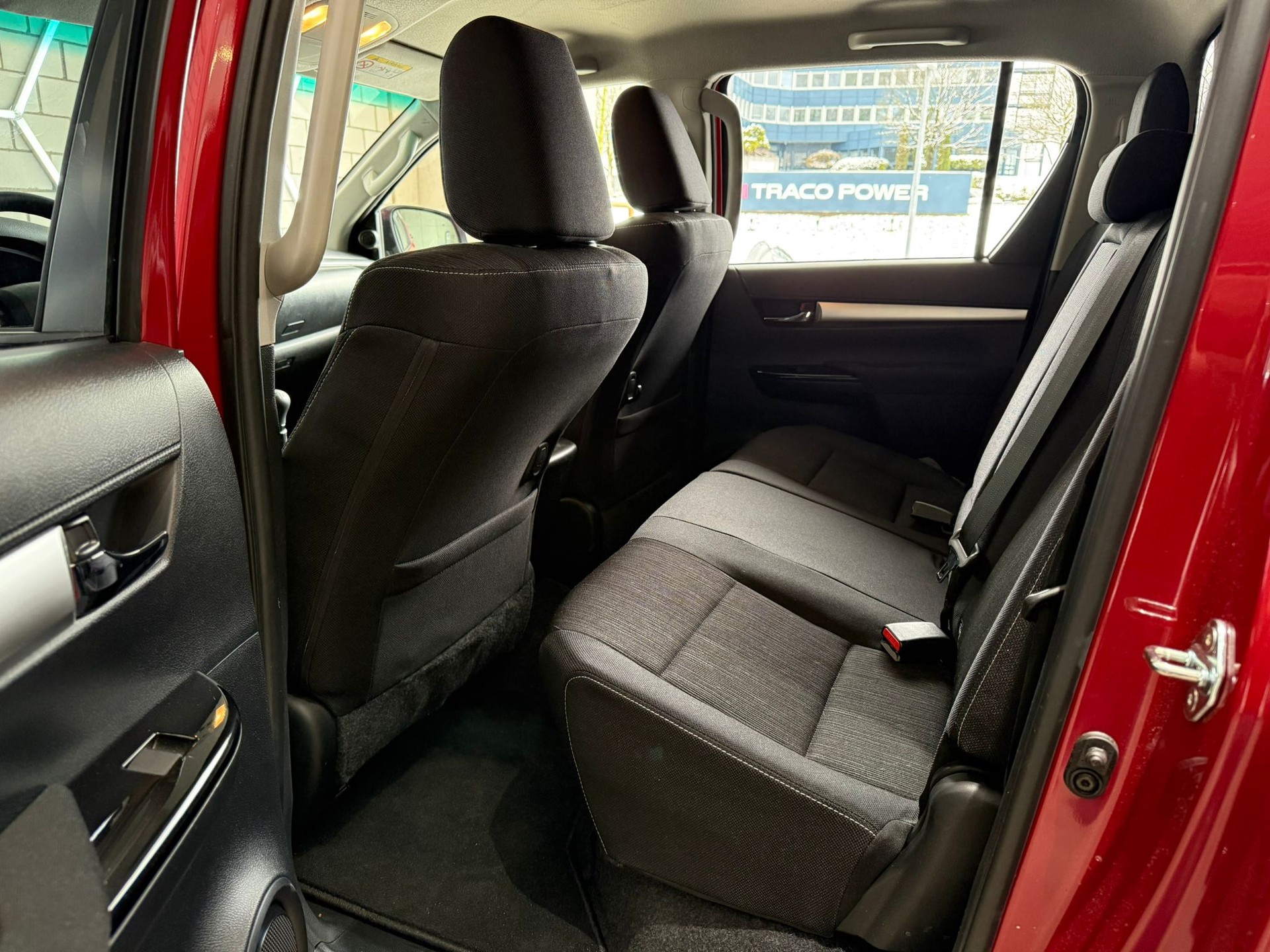 TOYOTA Hilux 2.4D-4D Luna Double Cab 4x4 - 13