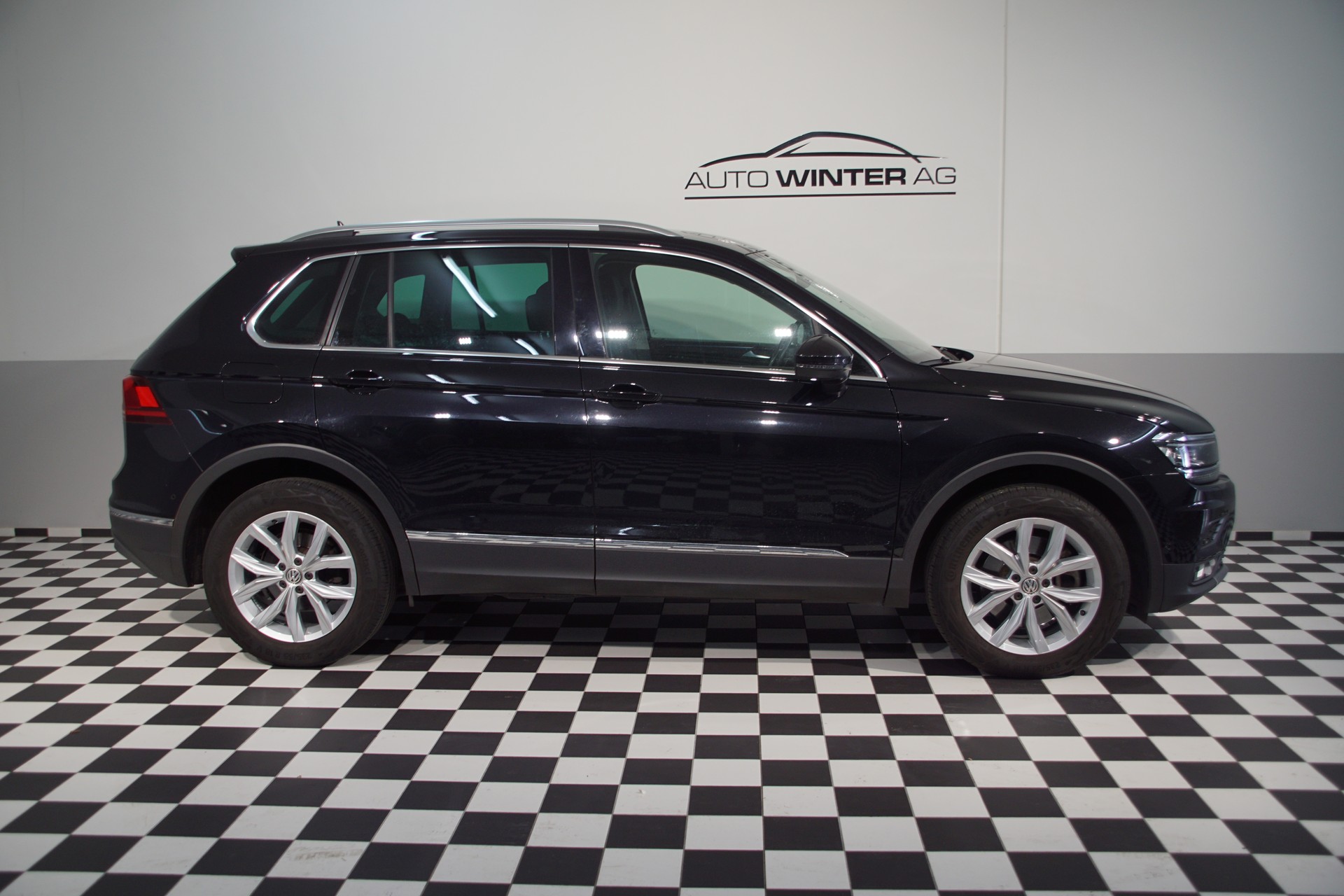VW Tiguan 2.0 TDI SCR Highline 4Motion DSG - 5