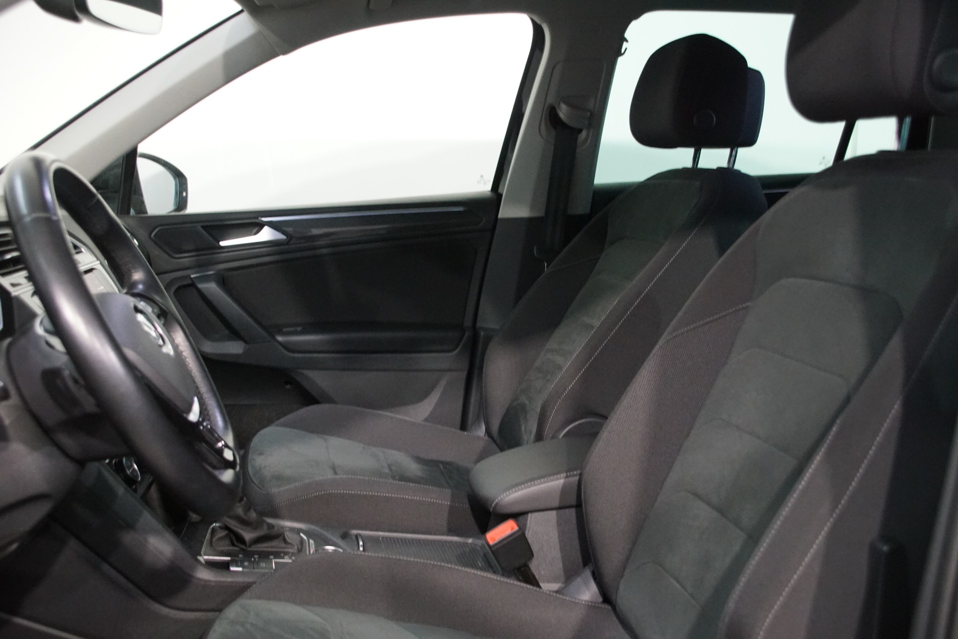 VW Tiguan 2.0 TDI SCR Highline 4Motion DSG - 12