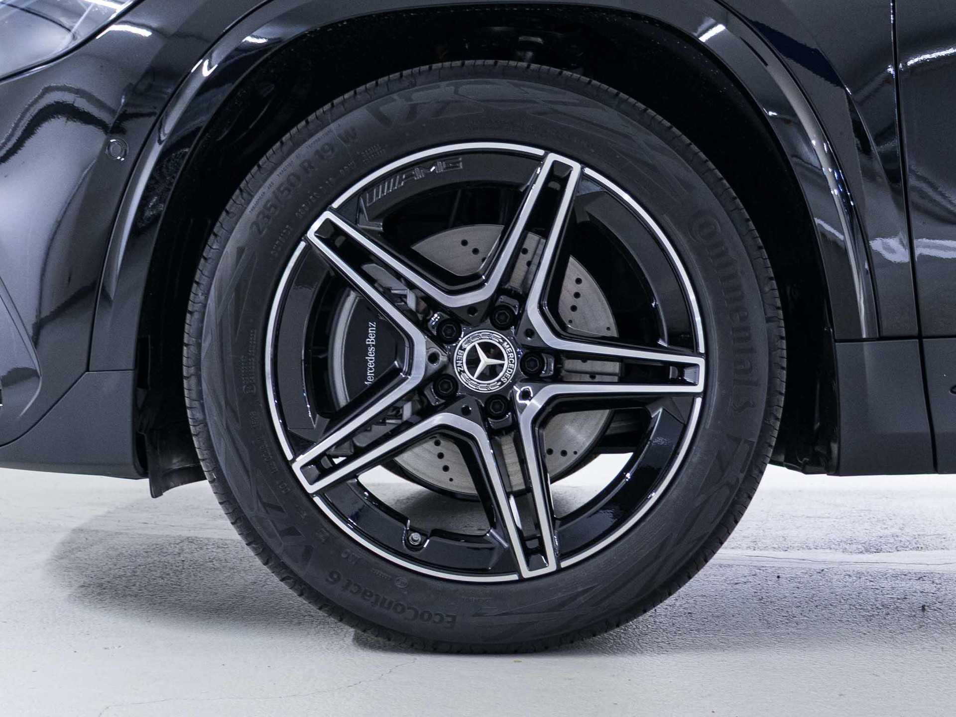 MERCEDES-BENZ GLA 200 "Night Star" - 13