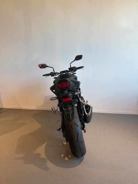 HONDA CB 750 Hornet E-clutch - 4