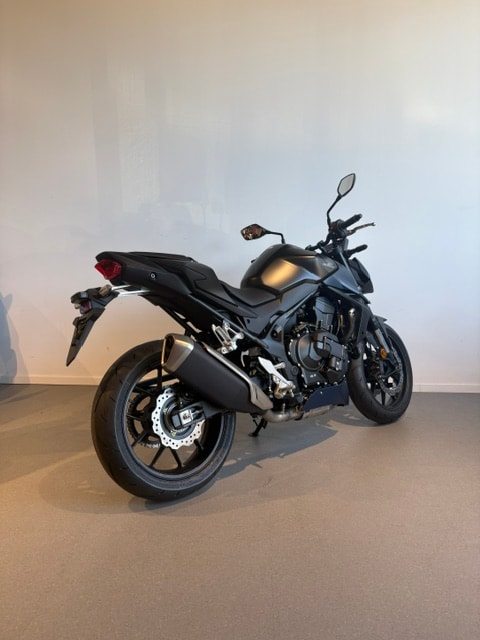HONDA CB 750 Hornet E-clutch - 3