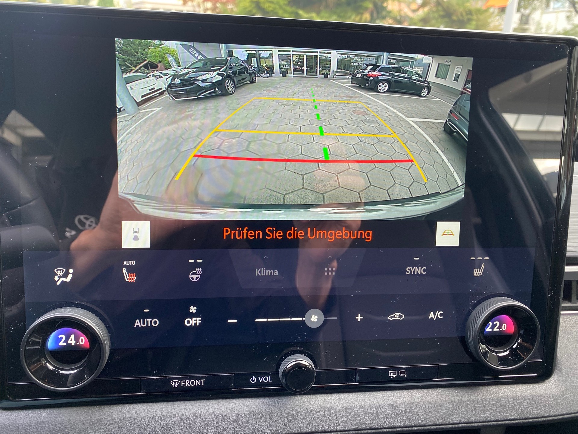TOYOTA C-HR+ 77 kWh Style AWD - 7