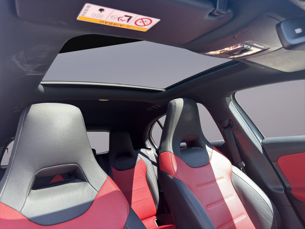 MERCEDES-BENZ A 250 AMG Line 4m - 16