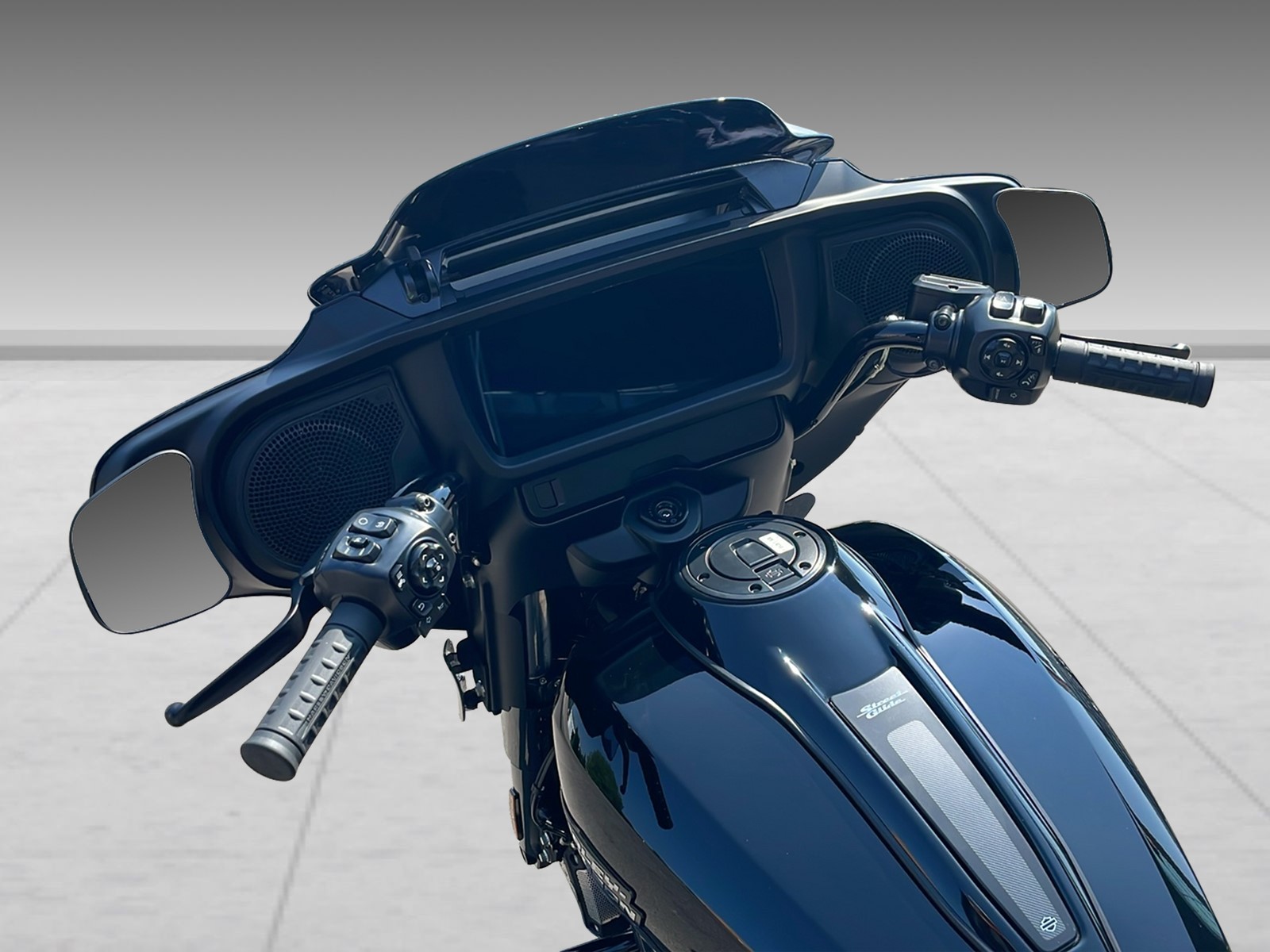 HARLEY-DAVIDSON FLHX Street Glide 117 - 7