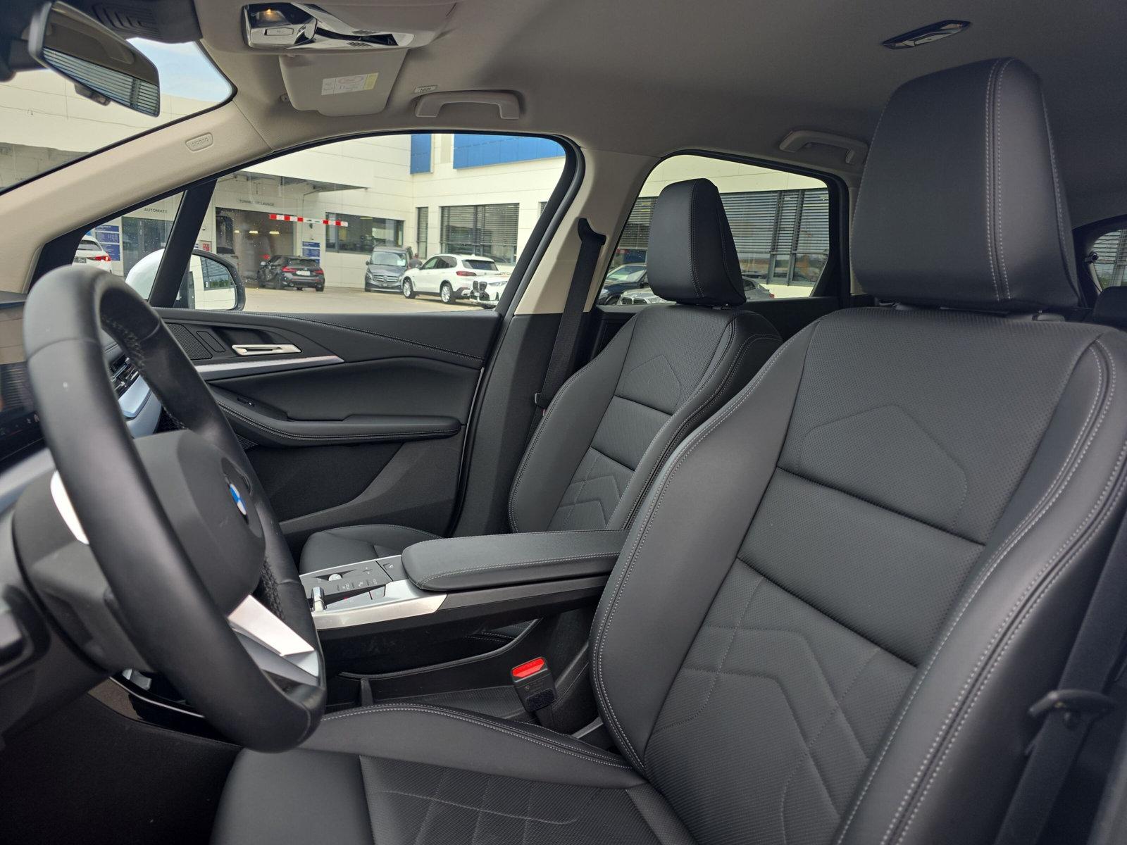 BMW 218i Active Tourer - 21