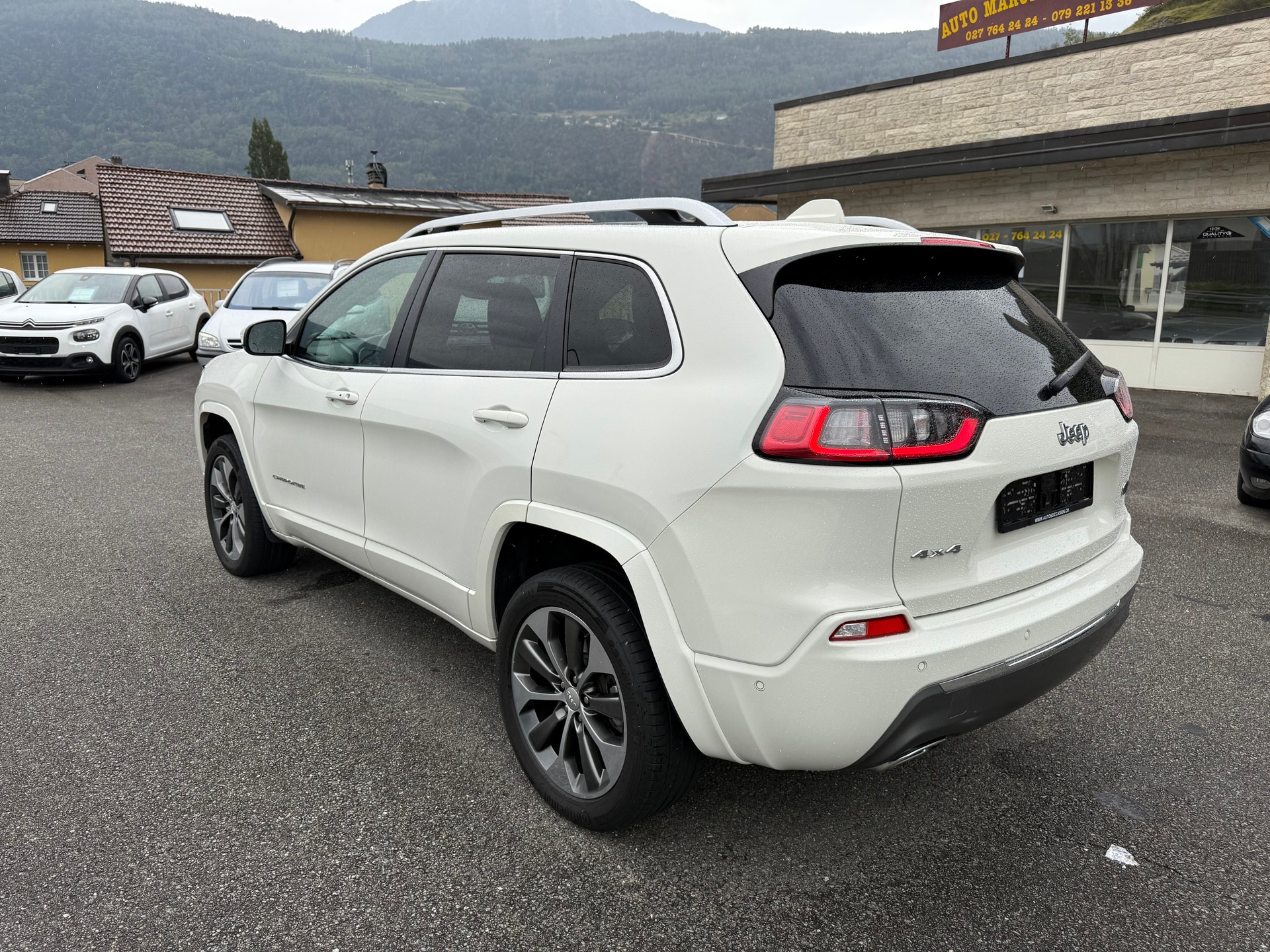 JEEP Cherokee 2.2MJ Overland AWD Drive I 9ATX - 9