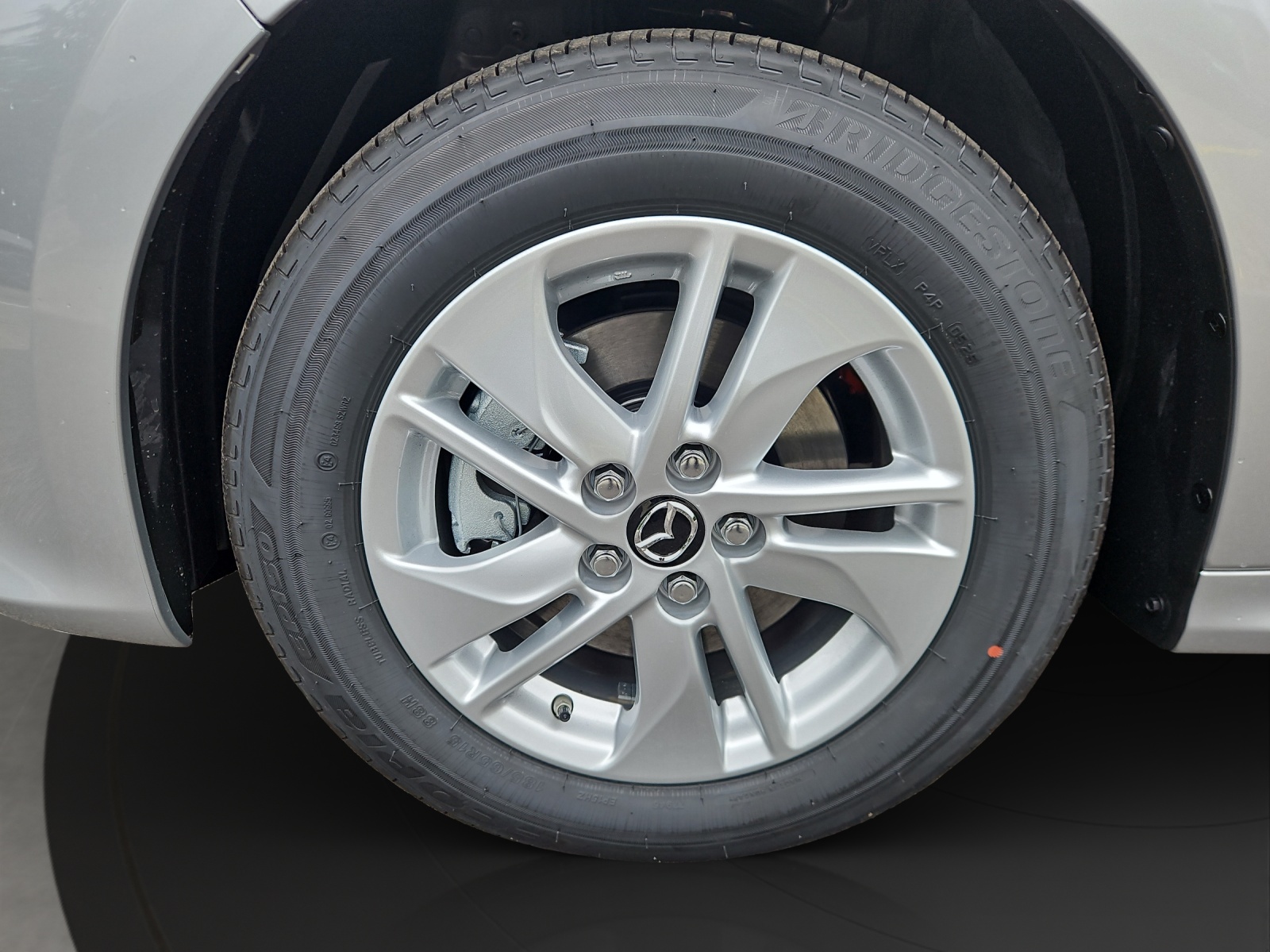 MAZDA 2 Hybrid Centre-line - 6