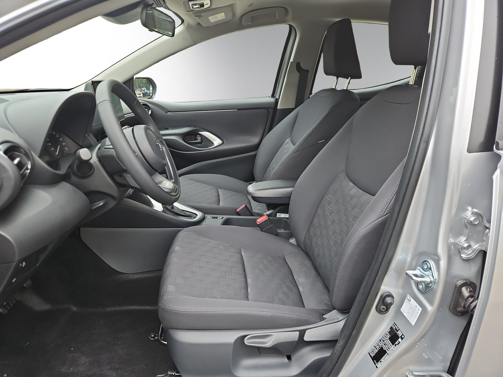 MAZDA 2 Hybrid Centre-line - 5