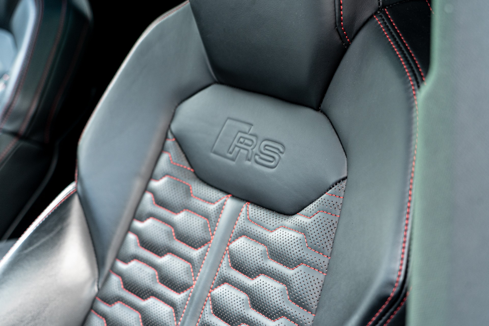 AUDI RSQ8 quattro tiptronic - 27