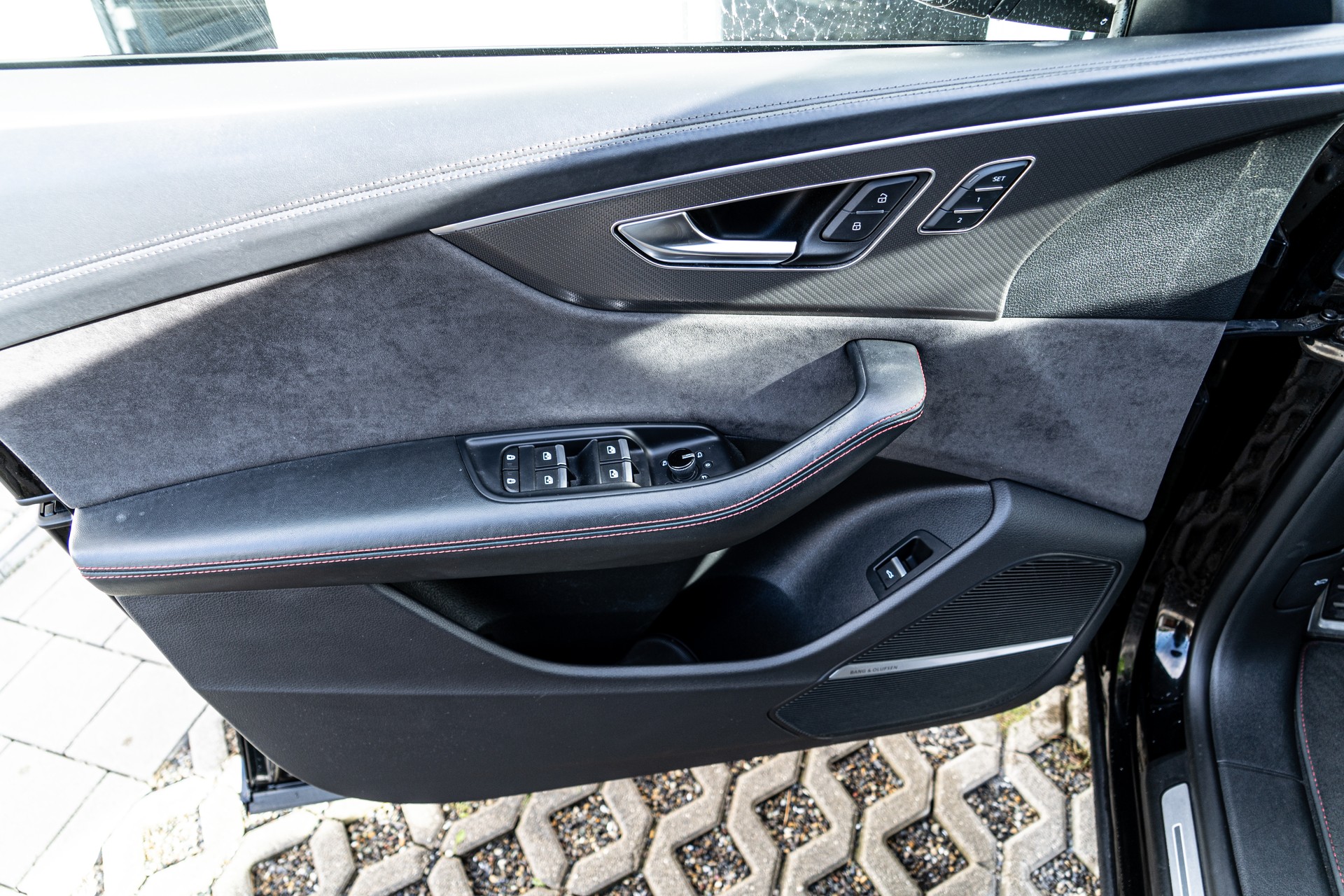 AUDI RSQ8 quattro tiptronic - 16