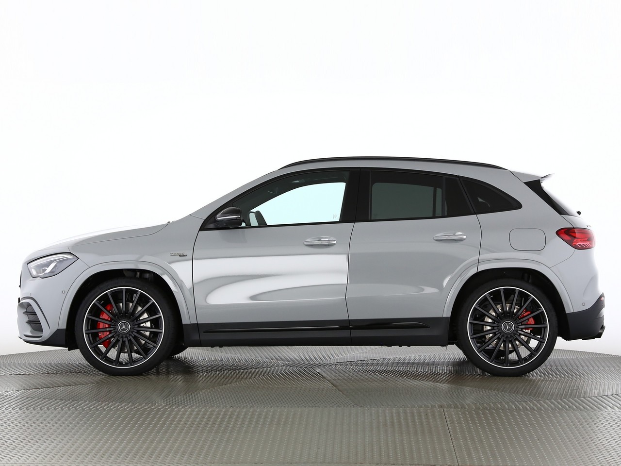 MERCEDES-BENZ GLA AMG 35 4Matic 8G-DCT - 3