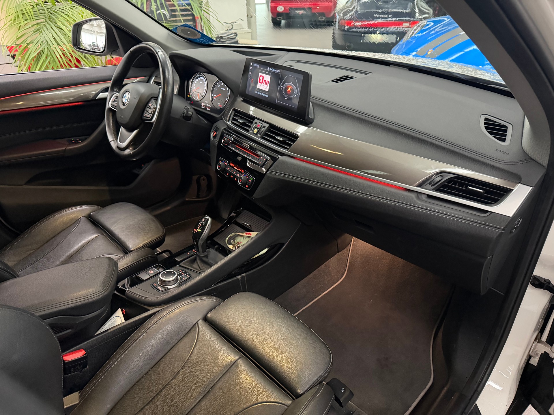 BMW X1 xDrive 20i Steptronic - 9